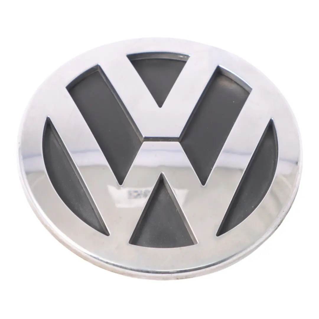 Volkswagen Fox 5Z Stivale Tronco Emblema Badge Coperchio - SKU 6Q0853630A - Numero di parte 6Q0853630A