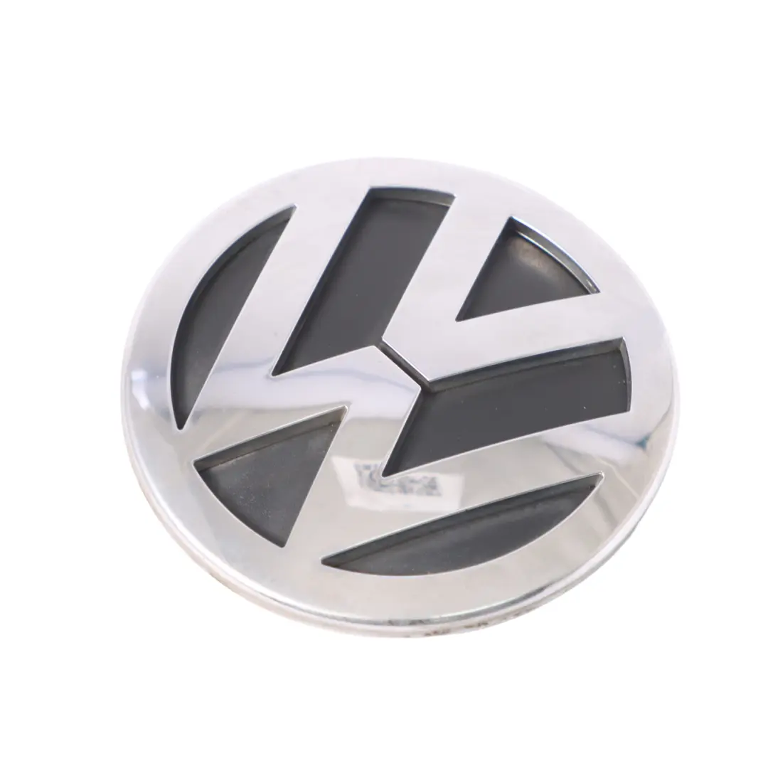 Volkswagen Fox 5Z Stivale Tronco Emblema Badge Coperchio - SKU 6Q0853630A - Numero di parte 6Q0853630A