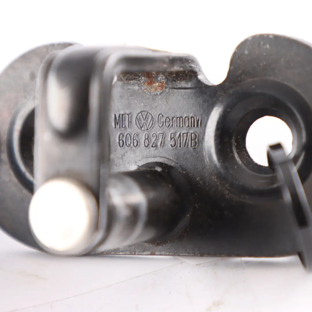 Volkswagen Polo 6R Couvercle De Coffre Porte Hayon Serrure - SKU 6Q6827517B - Numéro de pièce 6Q6827517B