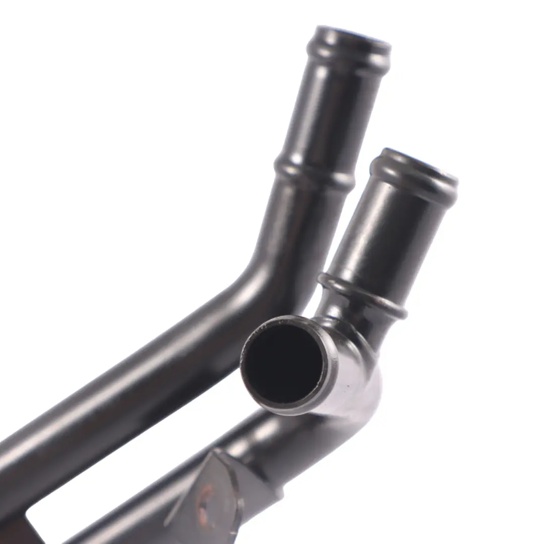 Benzina Tubo Acqua Refrigerante Linea per Audi A1 8X 1.4 TSI con numero di parte 6R0121070L Audi A1 8X 1.4 TSI Benzina Tubo Acqua Refrigerante Linea - SKU 6R0121070L - Numero di parte 6R0121070L