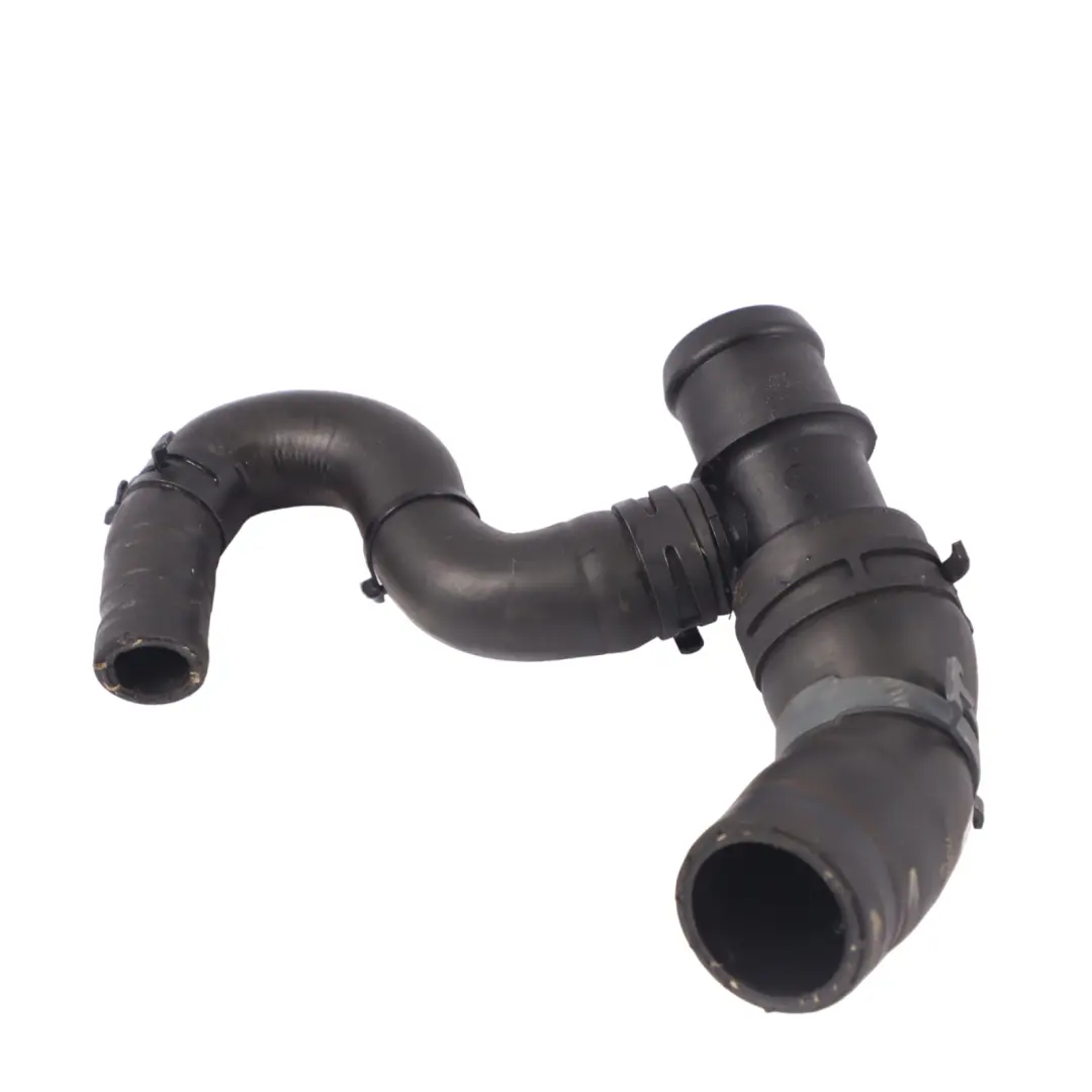 Radiateur conduite tuyau moteur refroidissement liquide pour Audi A1 8X à propos du numéro de pièce 6R0122101AQ Audi A1 8X Radiateur conduite tuyau moteur refroidissement liquide - SKU 6R0122101AQ - Numéro de pièce 6R0122101AQ