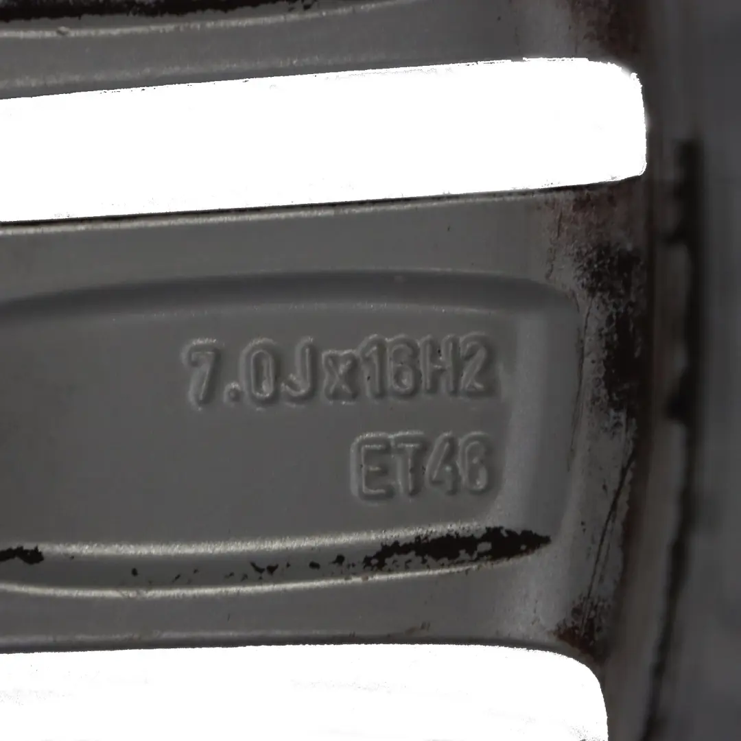 Volkswagen Polo Mk5 6R Srebrna Felga Aluminiowa 16" ET:46 7J - SKU 6R0601025T-2 - Numer Części 6R0601025T