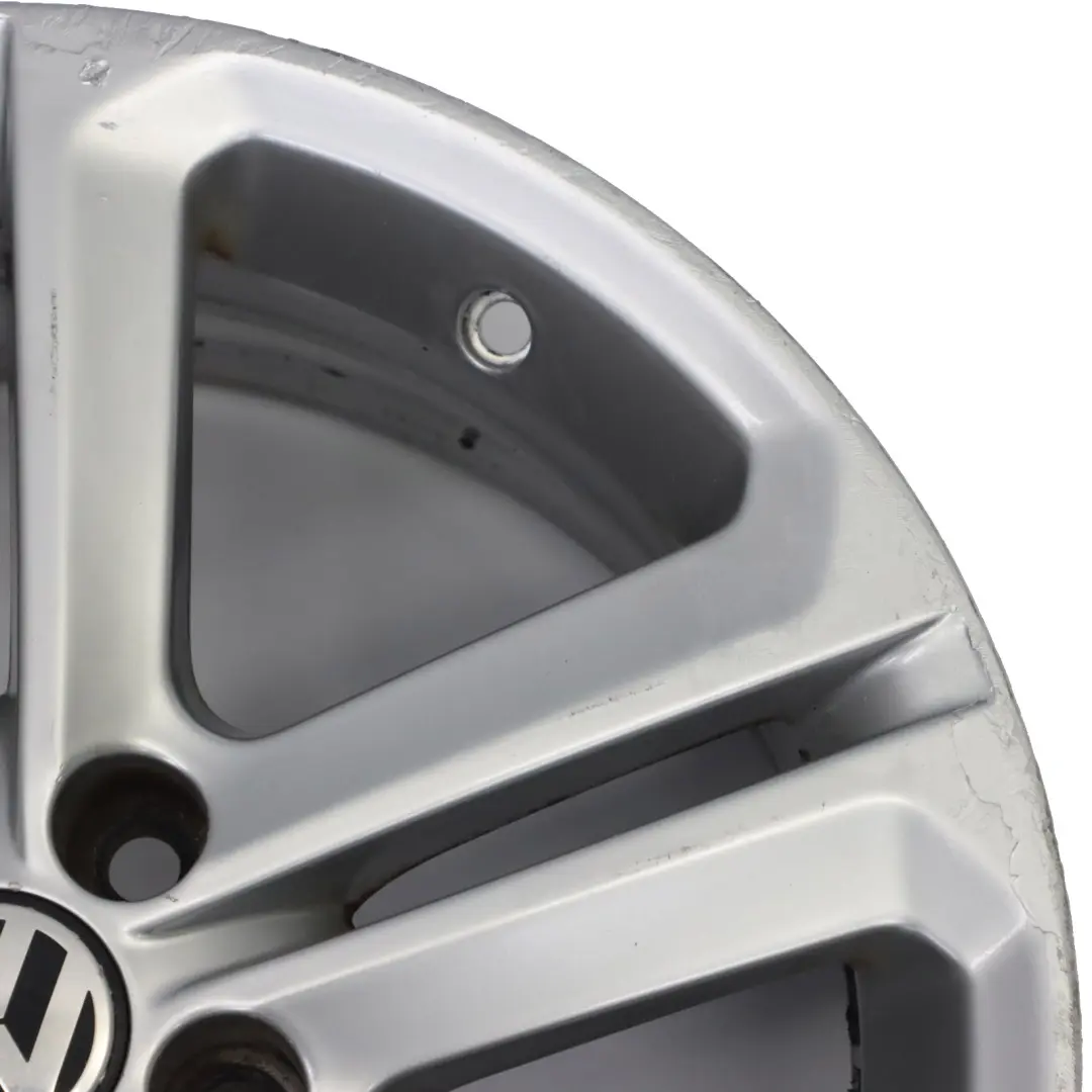 Volkswagen Polo Mk5 6R Srebrna Felga Aluminiowa 16" ET:46 7J - SKU 6R0601025T-2 - Numer Części 6R0601025T