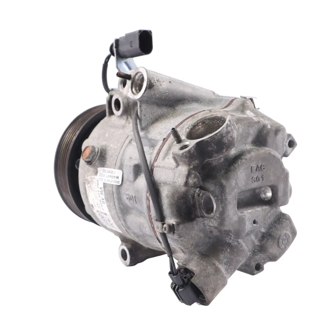 Klimaanlage Kompressor A/C Einheit für Volkswagen Polo 6R mit Teilenummer 6R0820803F Volkswagen Polo 6R Klimaanlage Kompressor A/C Einheit - SKU 6R0820803F - Teilenummer 6R0820803F