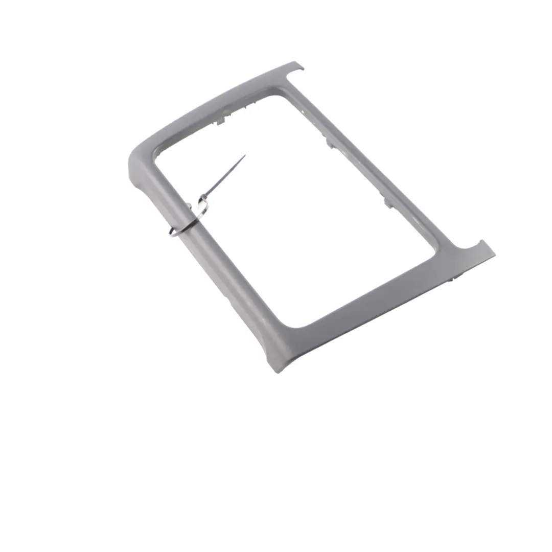 Cadre Radio Autoradio Tableau de Bord pour Volkswagen Polo 6R à propos du numéro de pièce 6R0858069E Volkswagen Polo 6R Cadre Radio Autoradio Tableau de Bord - SKU 6R0858069E - Numéro de pièce 6R0858069E