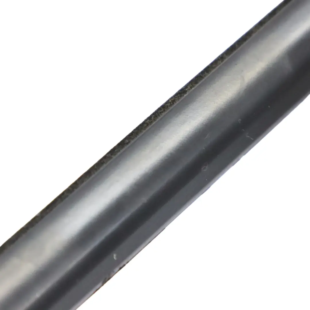 Baguette Fenêtre Porte Moulure Avant Droite pour Volkswagen Polo 6R à propos du numéro de pièce 6R3837478A Volkswagen Polo 6R Baguette Fenêtre Porte Moulure Avant Droite - SKU 6R3837478A - Numéro de pièce 6R3837478A