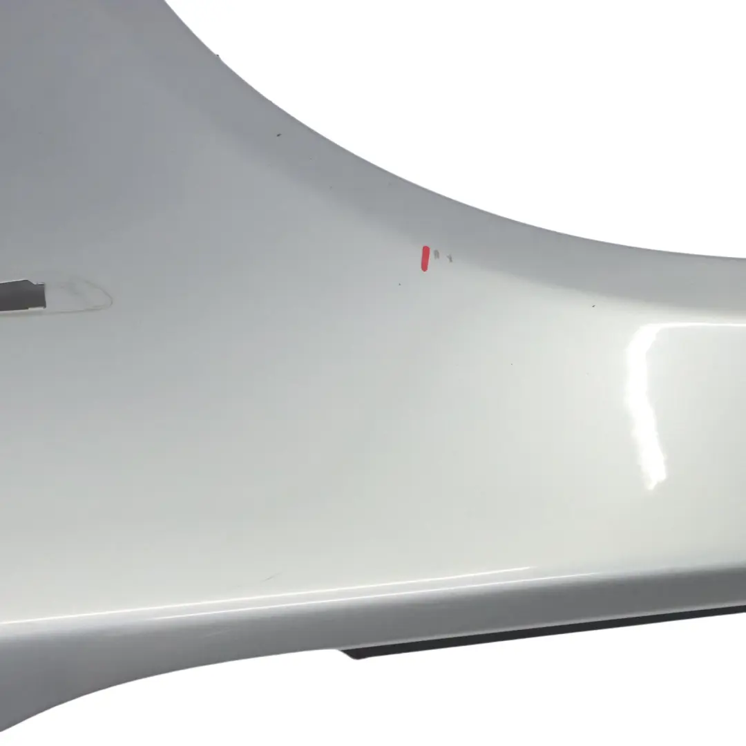 Parafango Laterale Anteriore Sinistro Spacegrau Metallic - A52 per BMW E60 E61 con numero di parte 7111429 BMW E60 E61 Parafango Laterale Anteriore Sinistro Spacegrau Metallic - A52 - SKU 7111429-SCG2 - Numero di parte 7111429