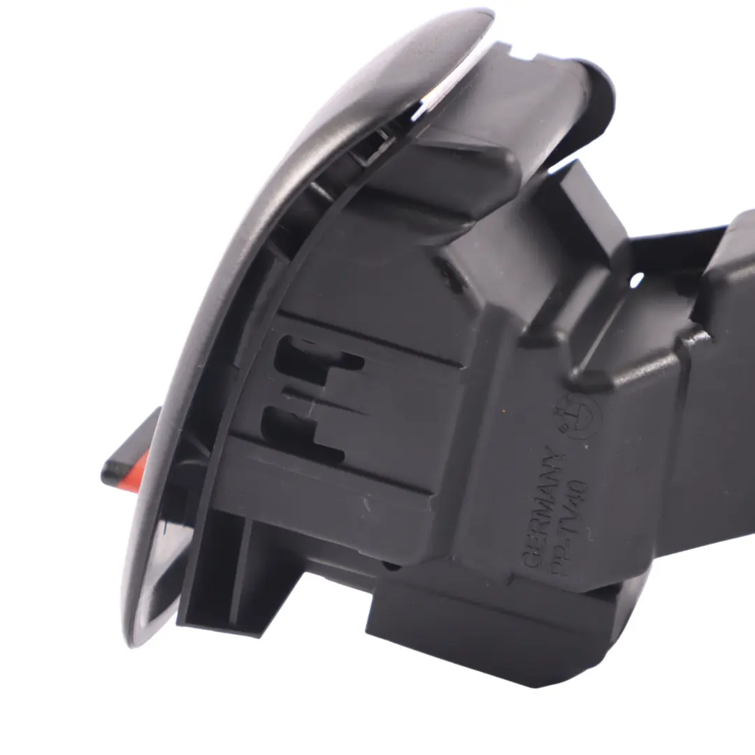 Asidero del Respaldo Trasero Izquierdo 8058396 para BMW E81 E87 E91 con número de pieza 7118819 BMW E81 E87 E91 Asidero del Respaldo Trasero Izquierdo 8058396 - SKU 7118819 - Número de pieza 7118819