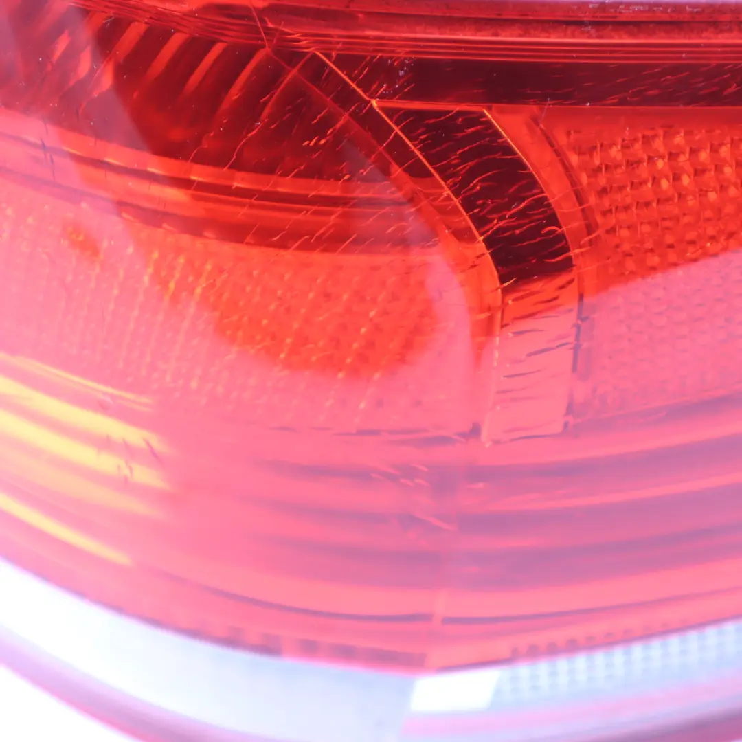 Rückleuchte BMW E92 Coupe Licht in Seitenwand rechts O/S für mit Teilenummer 7174404 Rückleuchte BMW E92 Coupe Licht in Seitenwand rechts O/S - SKU 7174404-4 - Teilenummer 7174404