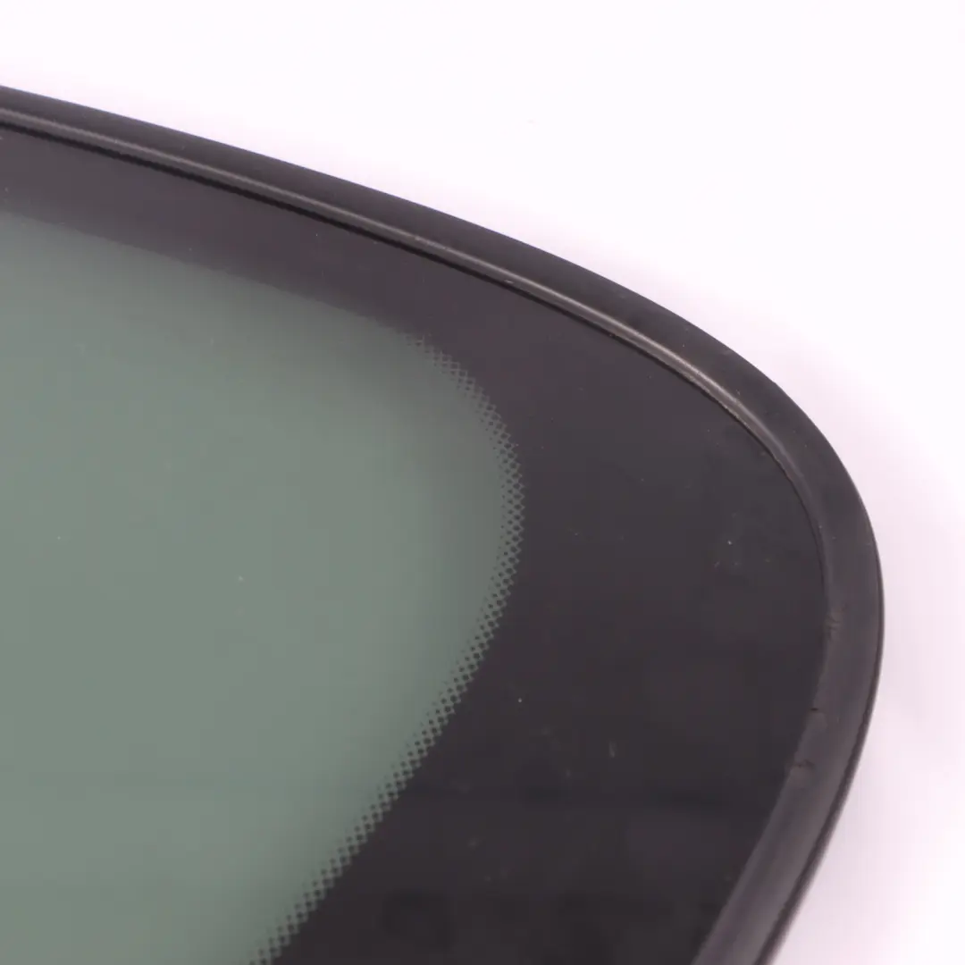 Puerta Trasera Cuarto Ventana Izquierda Vidrio SSG Verde para BMW F02 con número de pieza 7177851 BMW F02 Puerta Trasera Cuarto Ventana Izquierda Vidrio SSG Verde - SKU 7177851 - Número de pieza 7177851