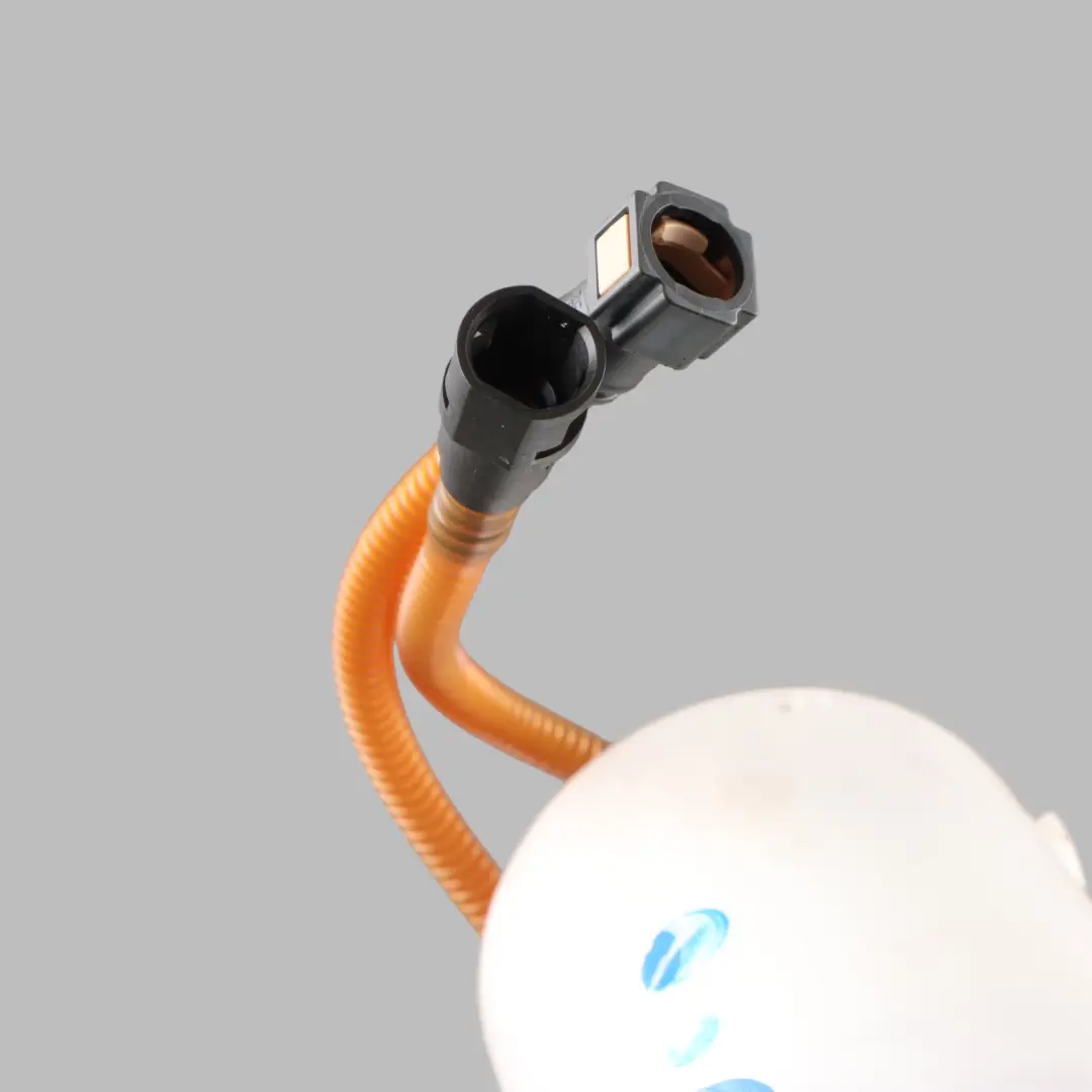 N52N Pression Suralimentation Réservoir Essence Droit pour BMW X3 E83 LCI à propos du numéro de pièce 7198406 BMW X3 E83 LCI N52N Pression Suralimentation Réservoir Essence Droit - SKU 7198406-1 - Numéro de pièce 7198406