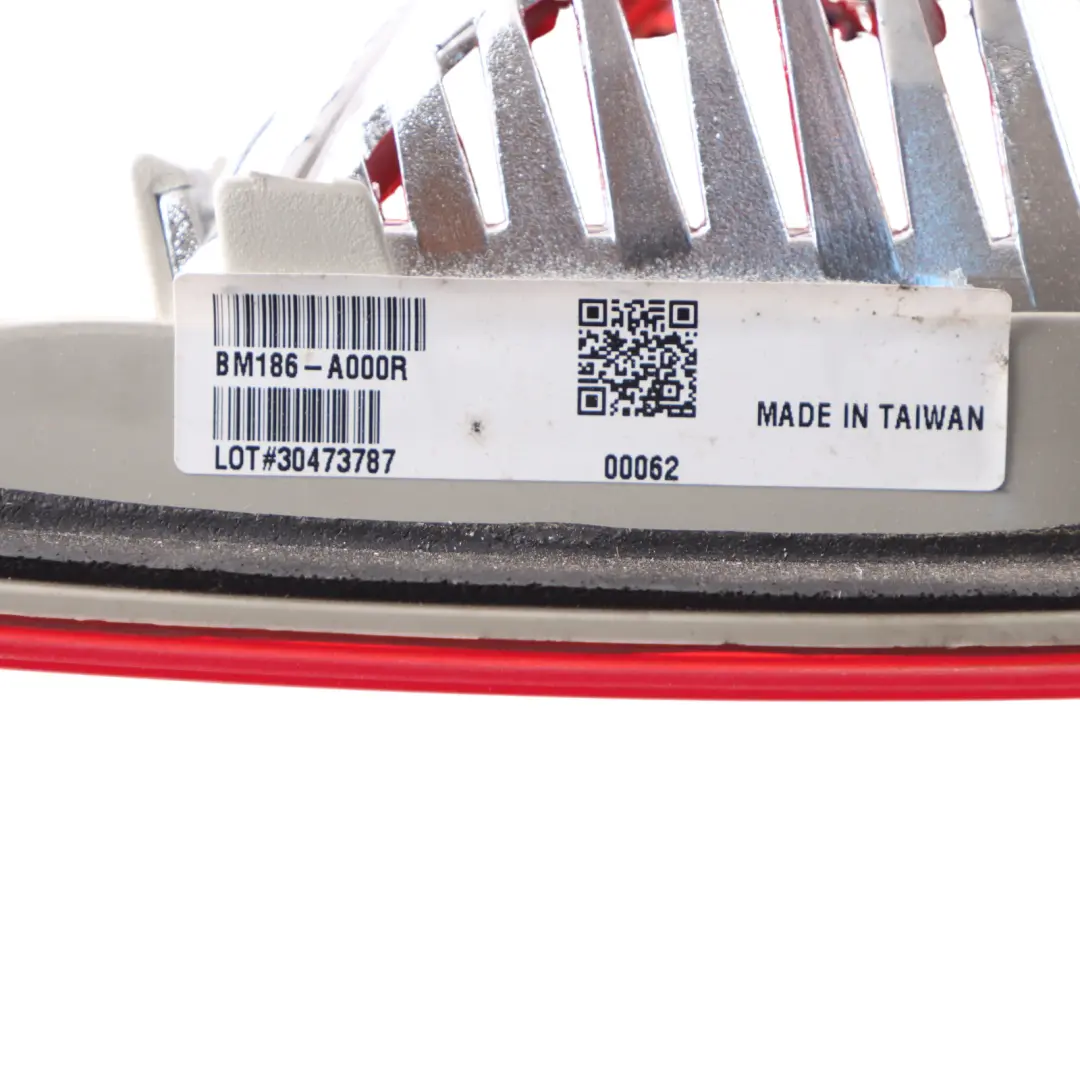 BMW X5 E70 Rear Light In Trunk Lid Boot Lamp Right O/S Tail Light - SKU 7200822-TAIWAN - Part number 7200822