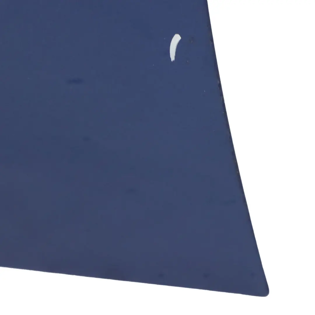 Porta anteriore sinistra Montegoblau Montego Blue Metallic - A51 per BMW E90 E91 con numero di parte 7203643 BMW E90 E91 Porta anteriore sinistra Montegoblau Montego Blue Metallic - A51 - SKU 7203643-MTB2 - Numero di parte 7203643