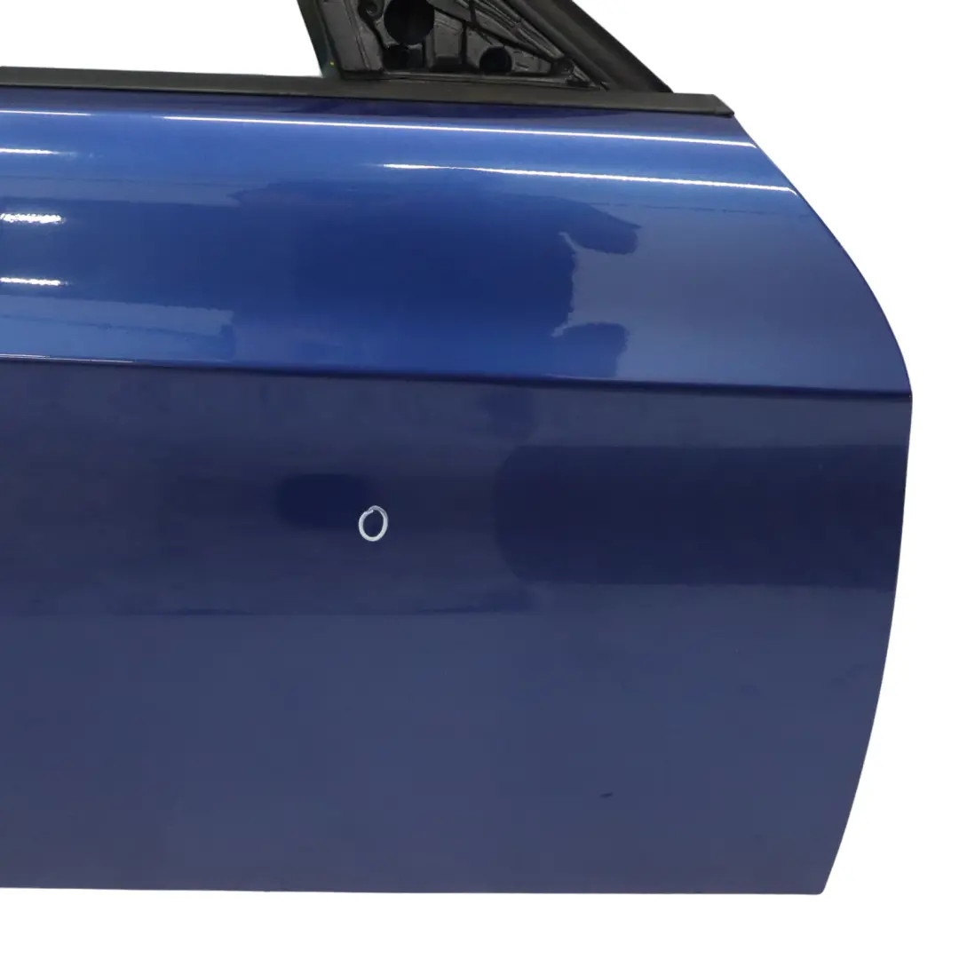Drzwi Prawe Przednie Montegoblau Niebieski Metalik - A51 do BMW E90 E91 o numerze 7203644 BMW E90 E91 Drzwi Prawe Przednie Montegoblau Niebieski Metalik - A51 - SKU 7203644-MTB - Numer Części 7203644
