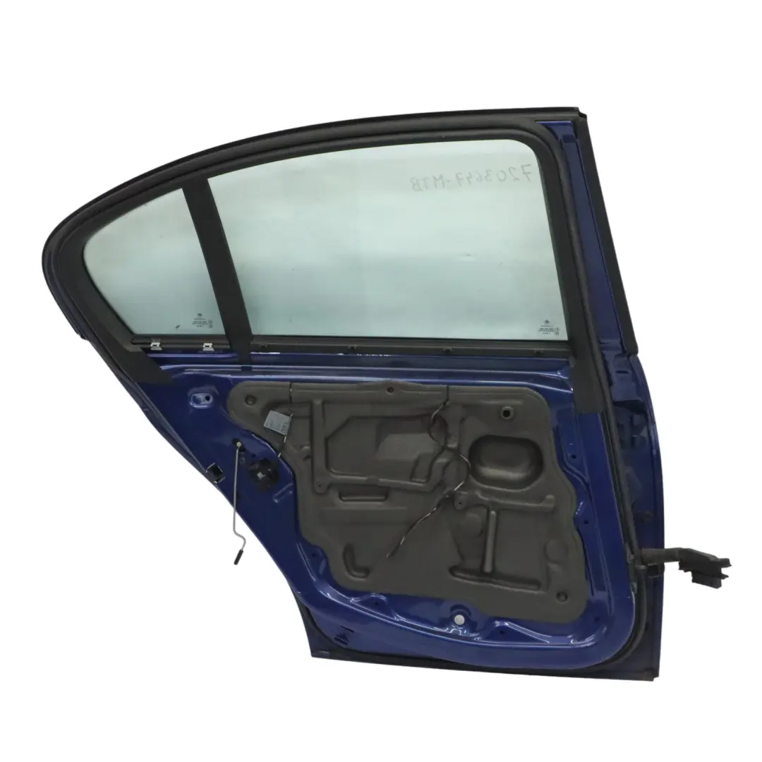 Puerta Trasera Izquierda Montegoblau Metalizado - A51 para BMW E90 con número de pieza 7203647 BMW E90 Puerta Trasera Izquierda Montegoblau Metalizado - A51 - SKU 7203647-MTB - Número de pieza 7203647