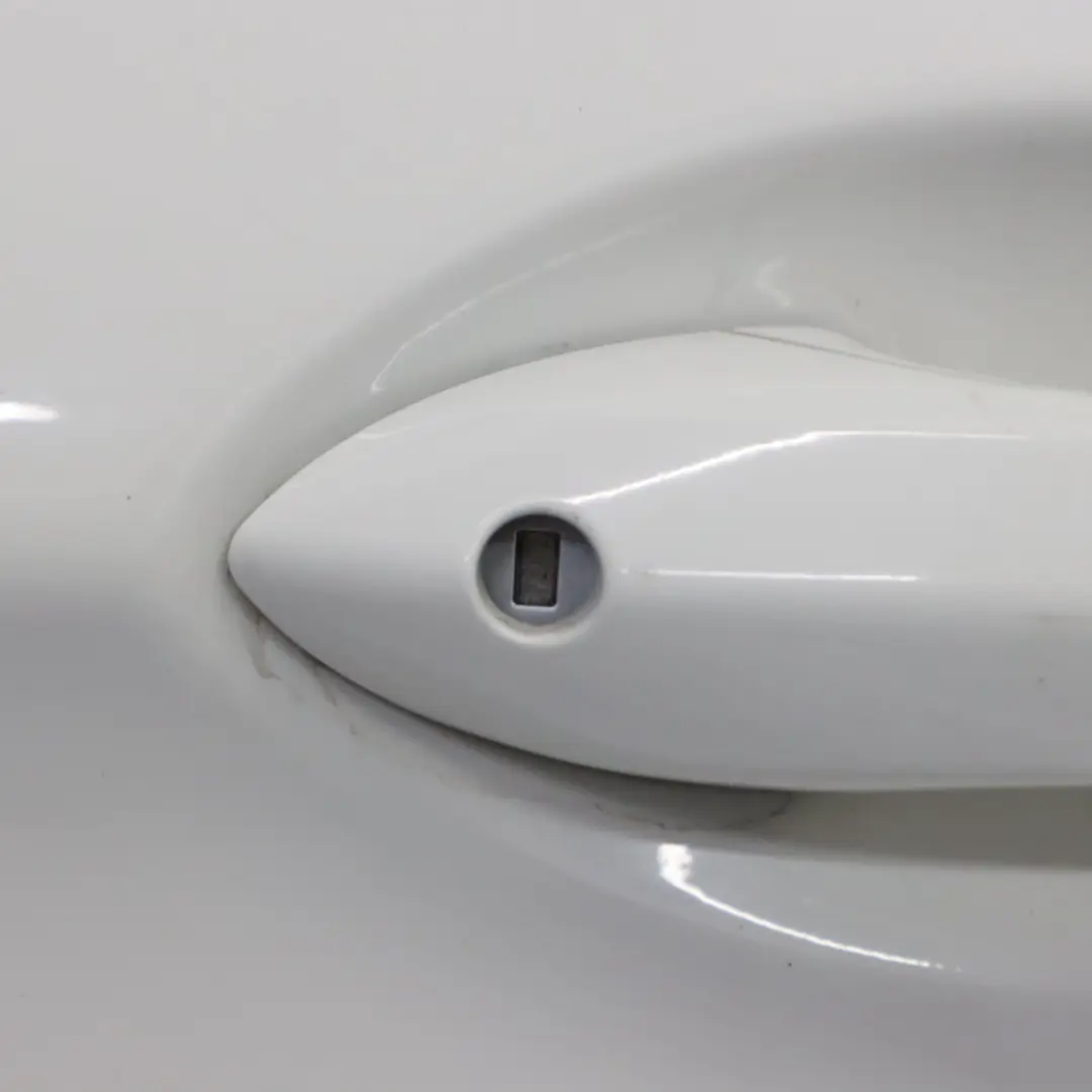 Door Front Right O/S F11 Alpinweiss Alpine White 3 - 300 to BMW F10 with Part number 7206108 BMW F10 Door Front Right O/S F11 Alpinweiss Alpine White 3 - 300 - SKU 7206108-AW3 - Part number 7206108