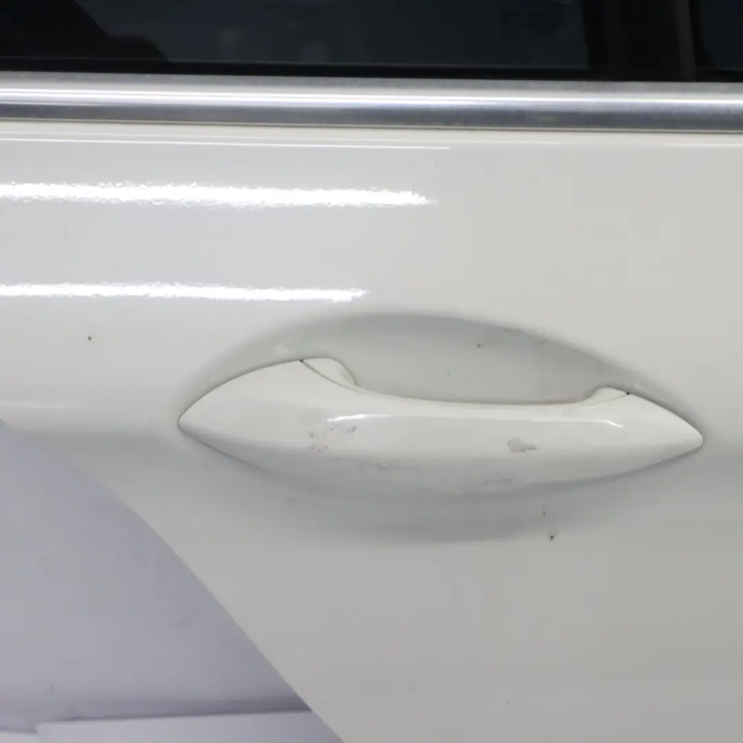 Porta posteriore destra Alpinweiss Alpine White - 300 BMW F10 - SKU 7206114-AW1 - Numero di parte 7206114