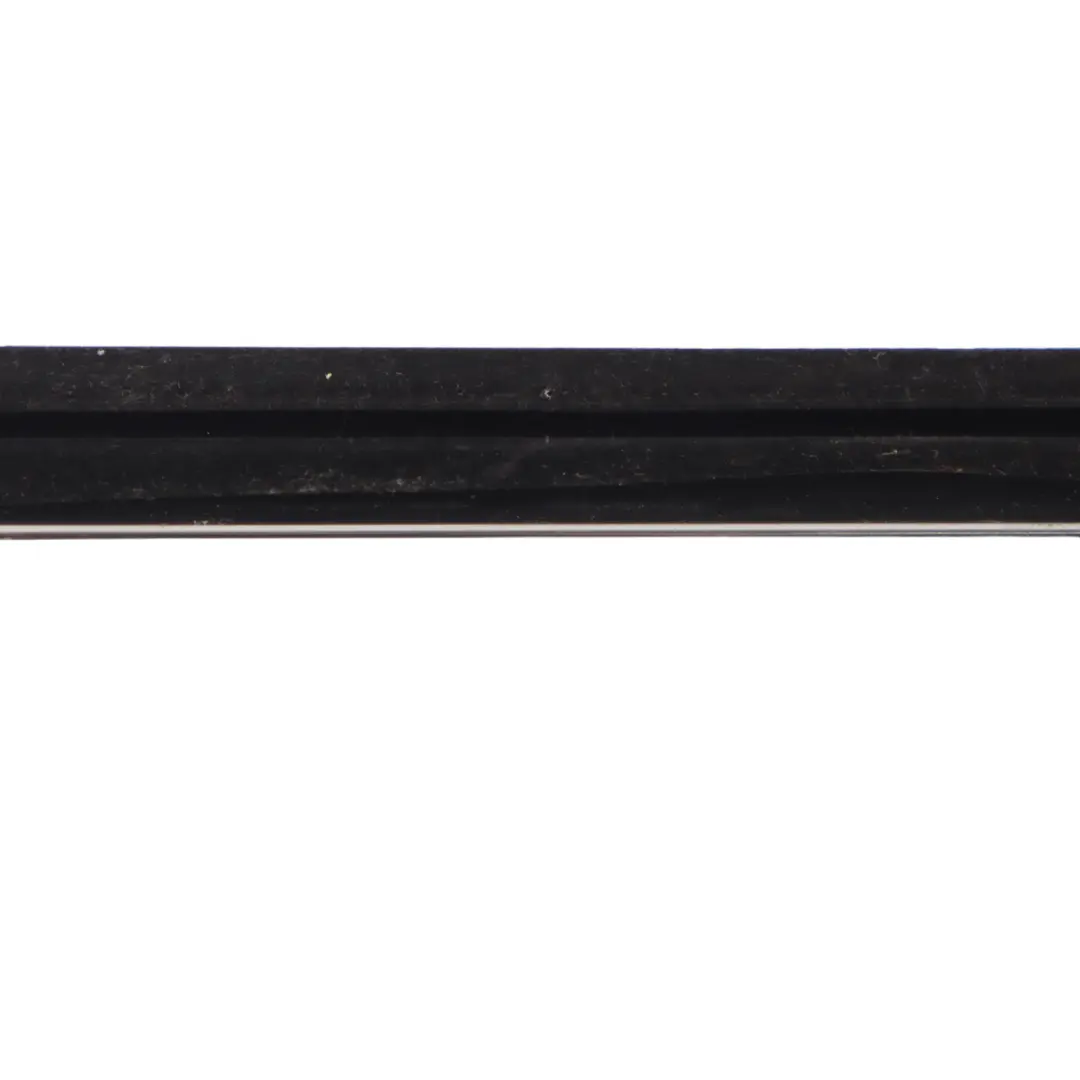 Porta Canale Striscia Finestra Posteriore Sinistra per BMW F02 con numero di parte 7206451 BMW F02 Porta Canale Striscia Finestra Posteriore Sinistra - SKU 7206451 - Numero di parte 7206451