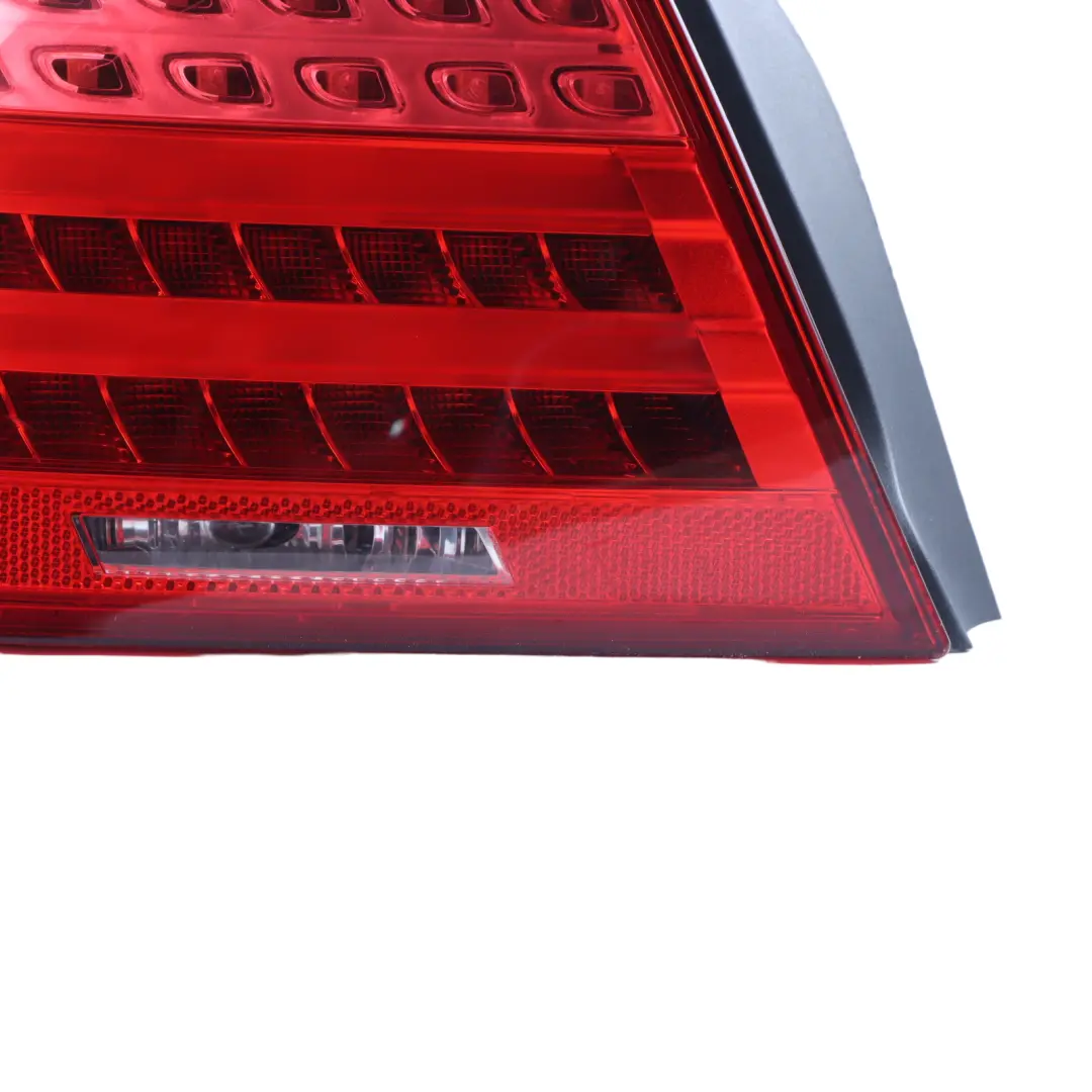 Heckleuchte Seitenwand Links für BMW 3 er E93 LCI Cabrio mit Teilenummer 7252091 BMW 3 er E93 LCI Cabrio Heckleuchte Seitenwand Links - SKU 7252091 - Teilenummer 7252091