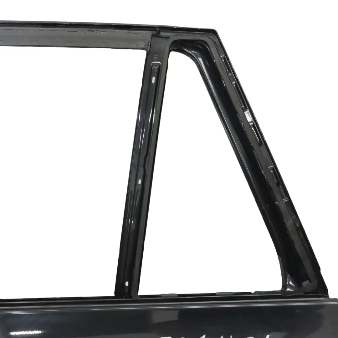 Puerta Trasera Izquierda Negro Zafiro Metálico - 475 para BMW X5 E70 con número de pieza 7261481 BMW X5 E70 Puerta Trasera Izquierda Negro Zafiro Metálico - 475 - SKU 7261481-BS2 - Número de pieza 7261481
