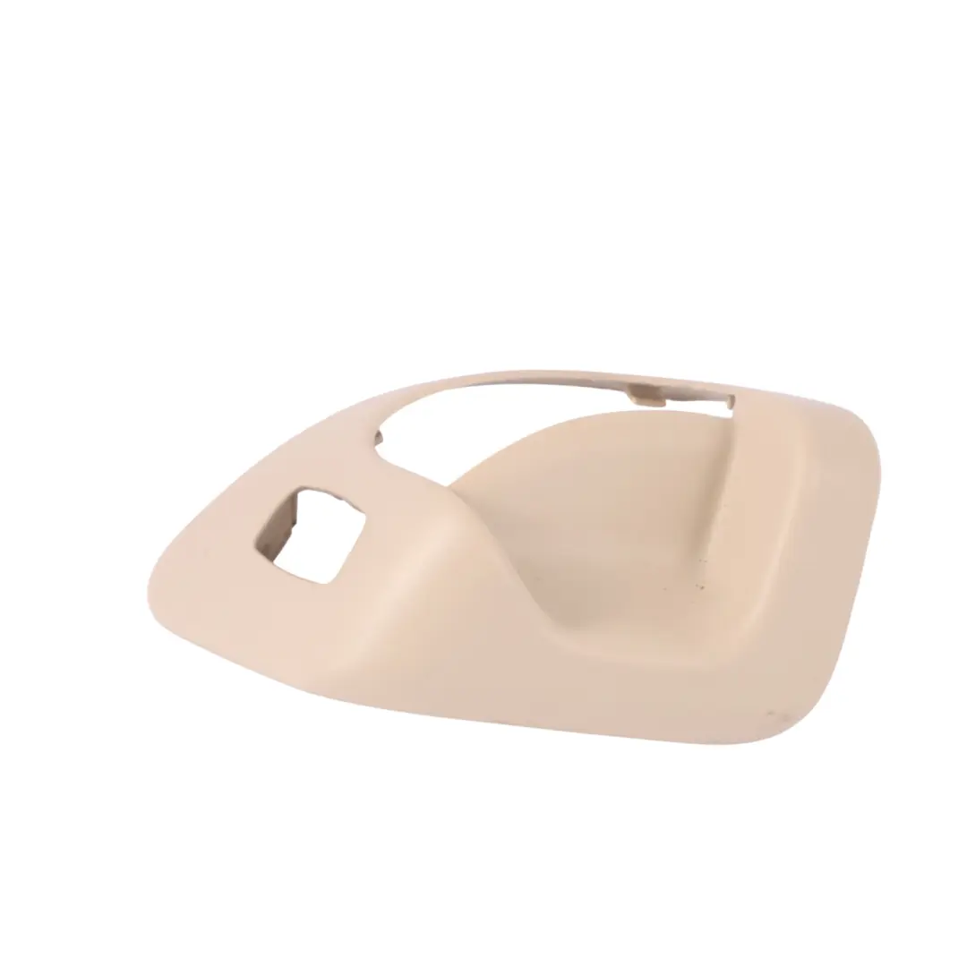 Osłona Odryglowania Oparć Lewa Kremowa Beż Oyster do BMW E92 o numerze 7262797 BMW E92 Osłona Odryglowania Oparć Lewa Kremowa Beż Oyster - SKU 7262797 - Numer Części 7262797