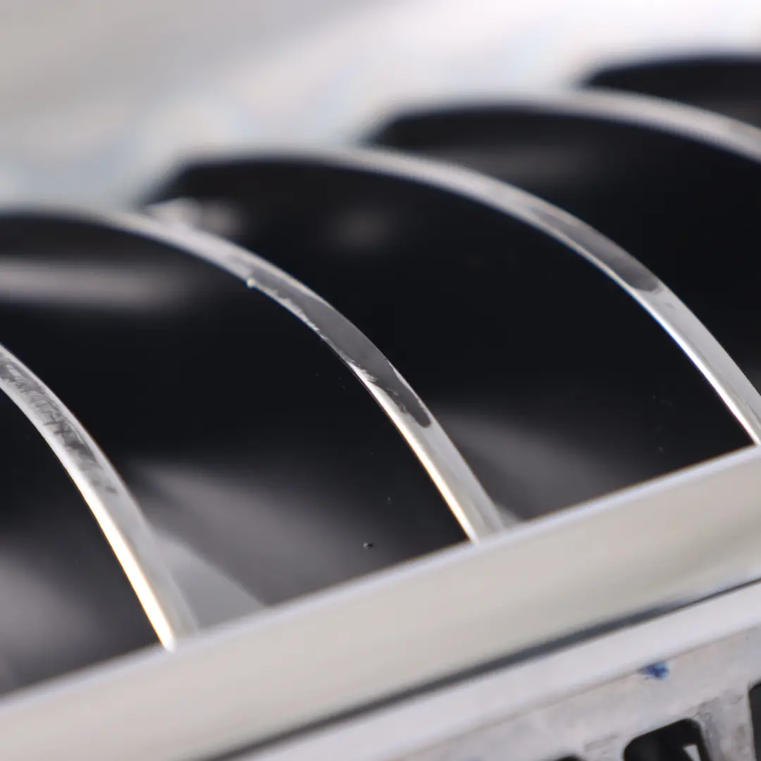 Grille de calandre avant gauche Argent Chromé pour BMW F30 F31 à propos du numéro de pièce 7263481 BMW F30 F31 Grille de calandre avant gauche Argent Chromé - SKU 7263481 - Numéro de pièce 7263481