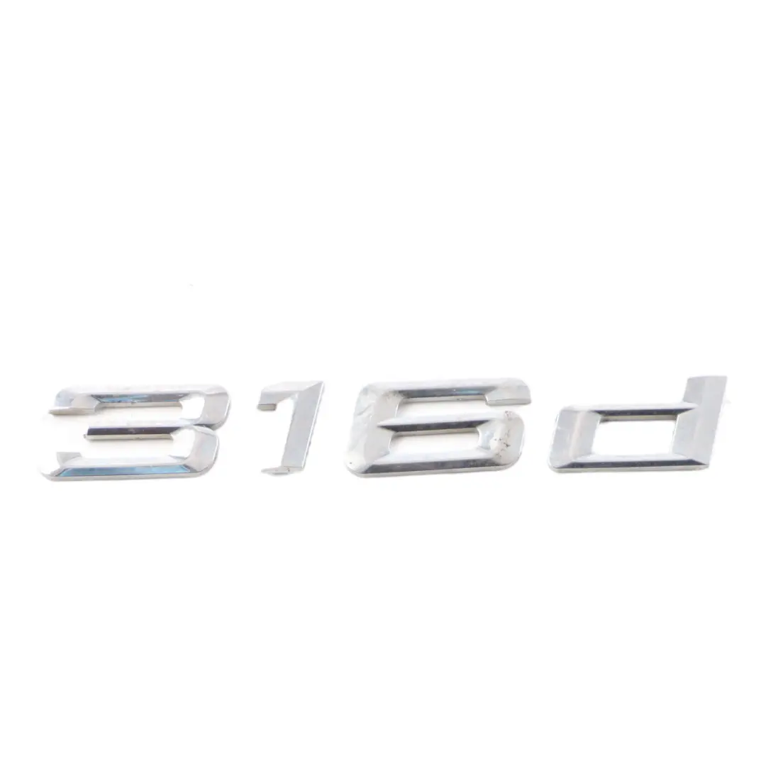 Emblema Bagagliaio Posteriore Etichetta Portellone 316D Logo per BMW F30 con numero di parte 7289867 BMW F30 Emblema Bagagliaio Posteriore Etichetta Portellone 316D Logo - SKU 7289867 - Numero di parte 7289867