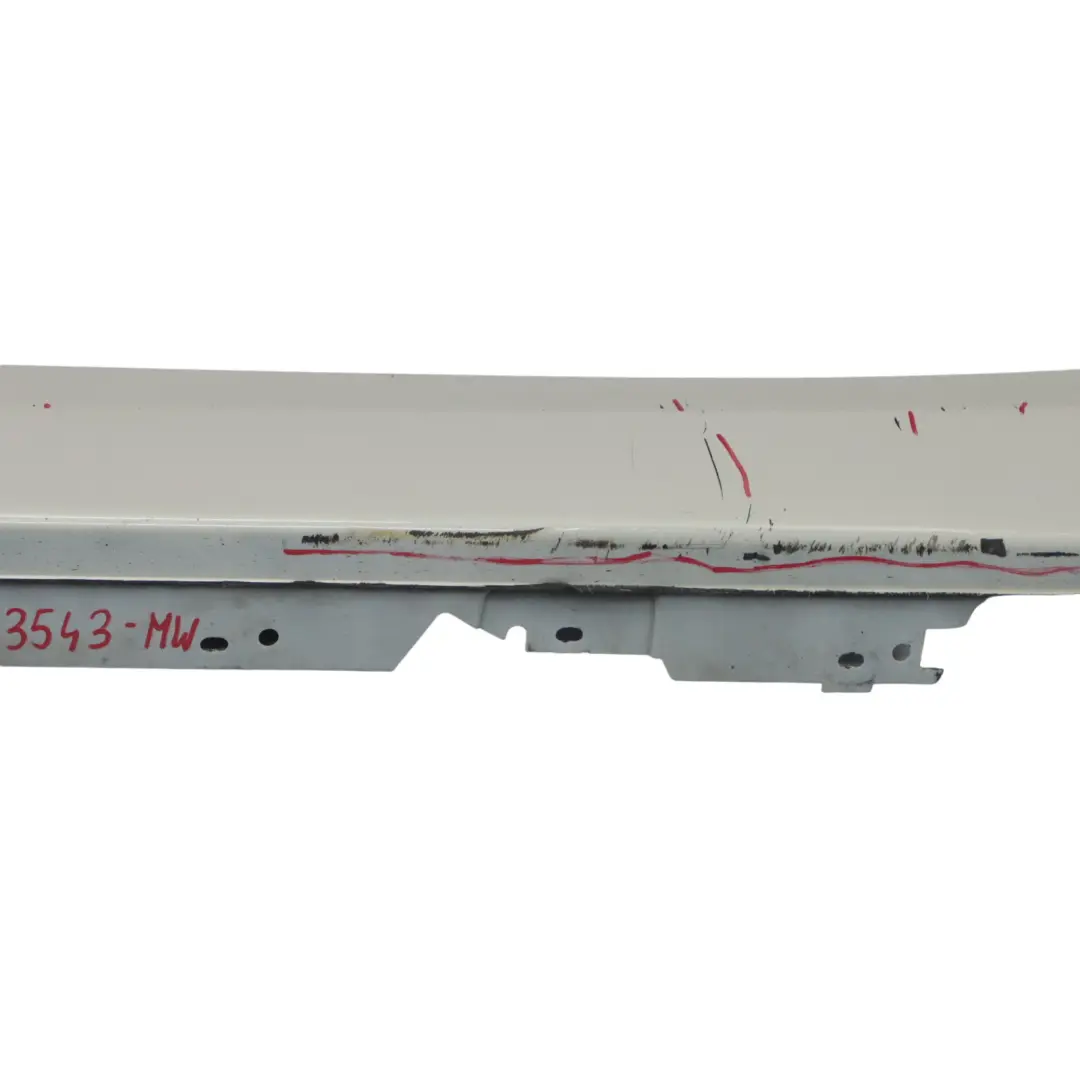 BMW F21 F22 Faldon Lateral iIzquierdo Mineralweiss Mineral White - A96 - SKU 7293543-MW - Número de pieza 7293543