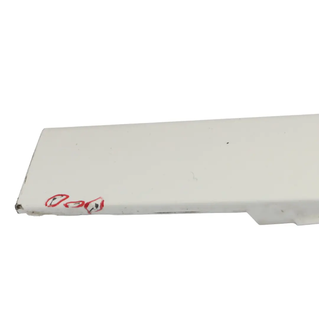 Gonna Laterale Destra Striscia Soglia Alpinweiss 3 Alpine White 300 per BMW F21 F22 con numero di parte 7293544 BMW F21 F22 Gonna Laterale Destra Striscia Soglia Alpinweiss 3 Alpine White 300 - SKU 7293544-AW3 - Numero di parte 7293544