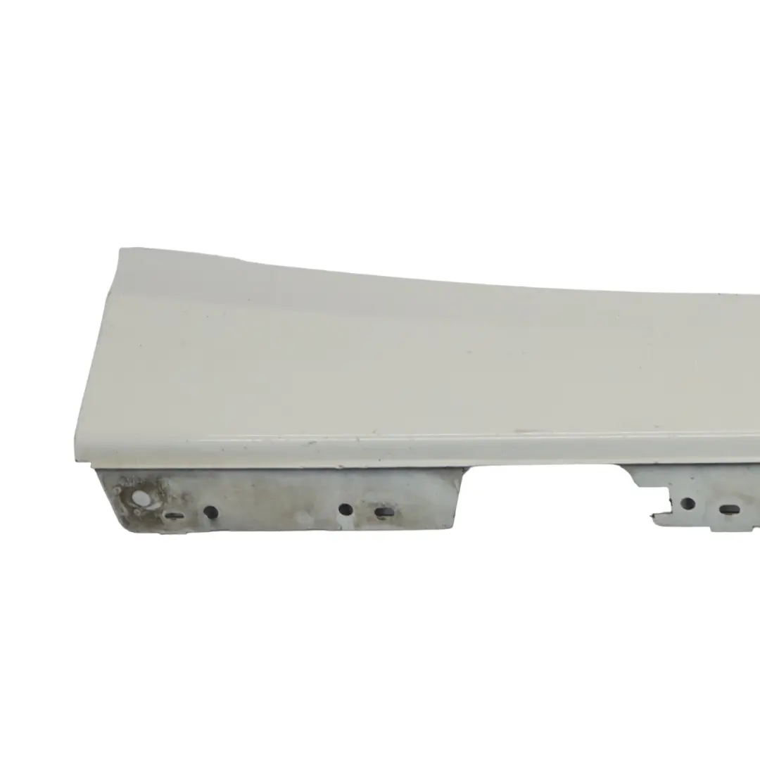 Sill Strip Side Skirt Right O/S Panel Alpinweiss Alpine White - 300 to BMW F20 with Part number 7293554 BMW F20 Sill Strip Side Skirt Right O/S Panel Alpinweiss Alpine White - 300 - SKU 7293554-AW3 - Part number 7293554