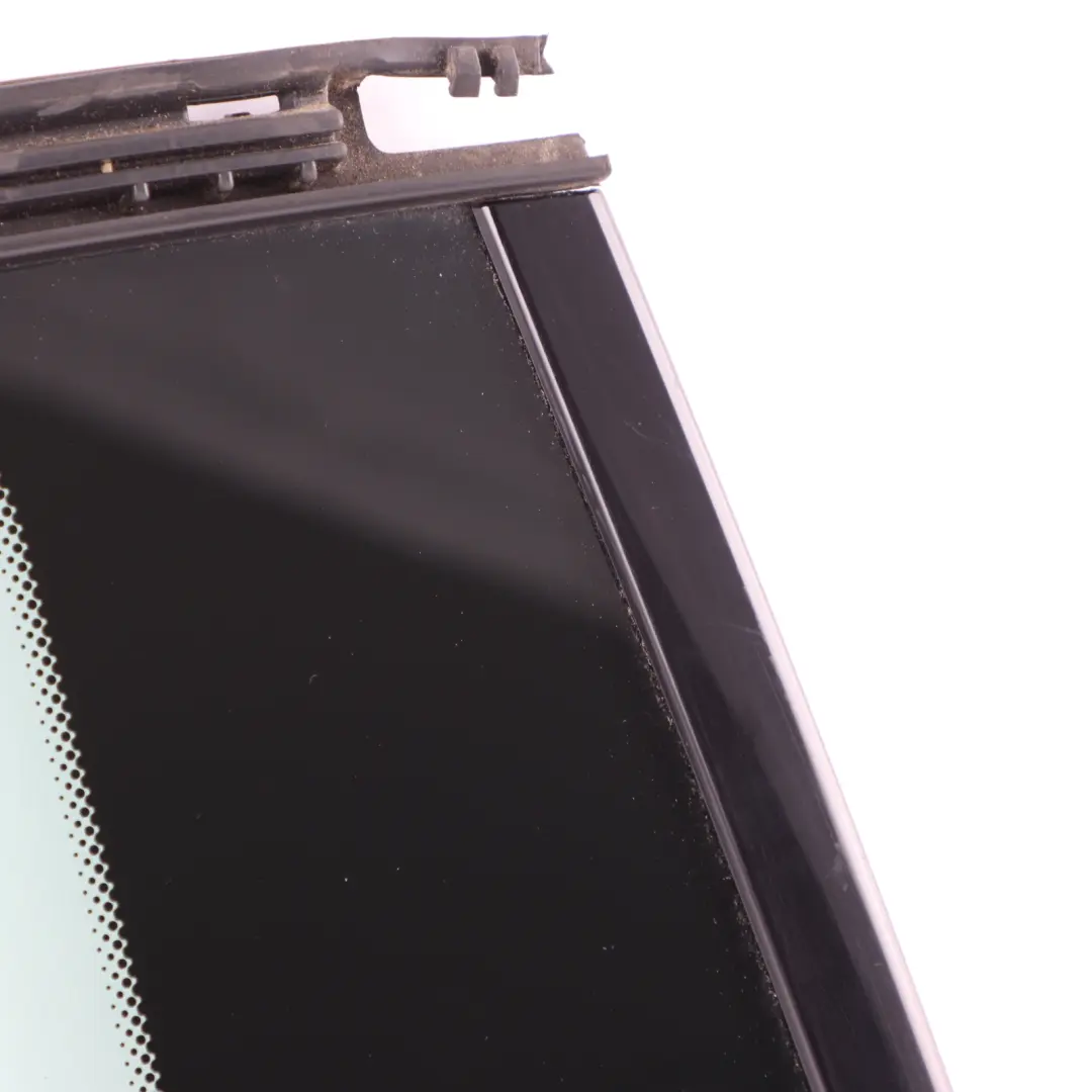 Szyba Karoseryjna Boczna Stała Prawy Tył AS2 do BMW F22 F87 M2 o numerze 7294346 BMW F22 F87 M2 Szyba Karoseryjna Boczna Stała Prawy Tył AS2 - SKU 7294346-1 - Numer Części 7294346