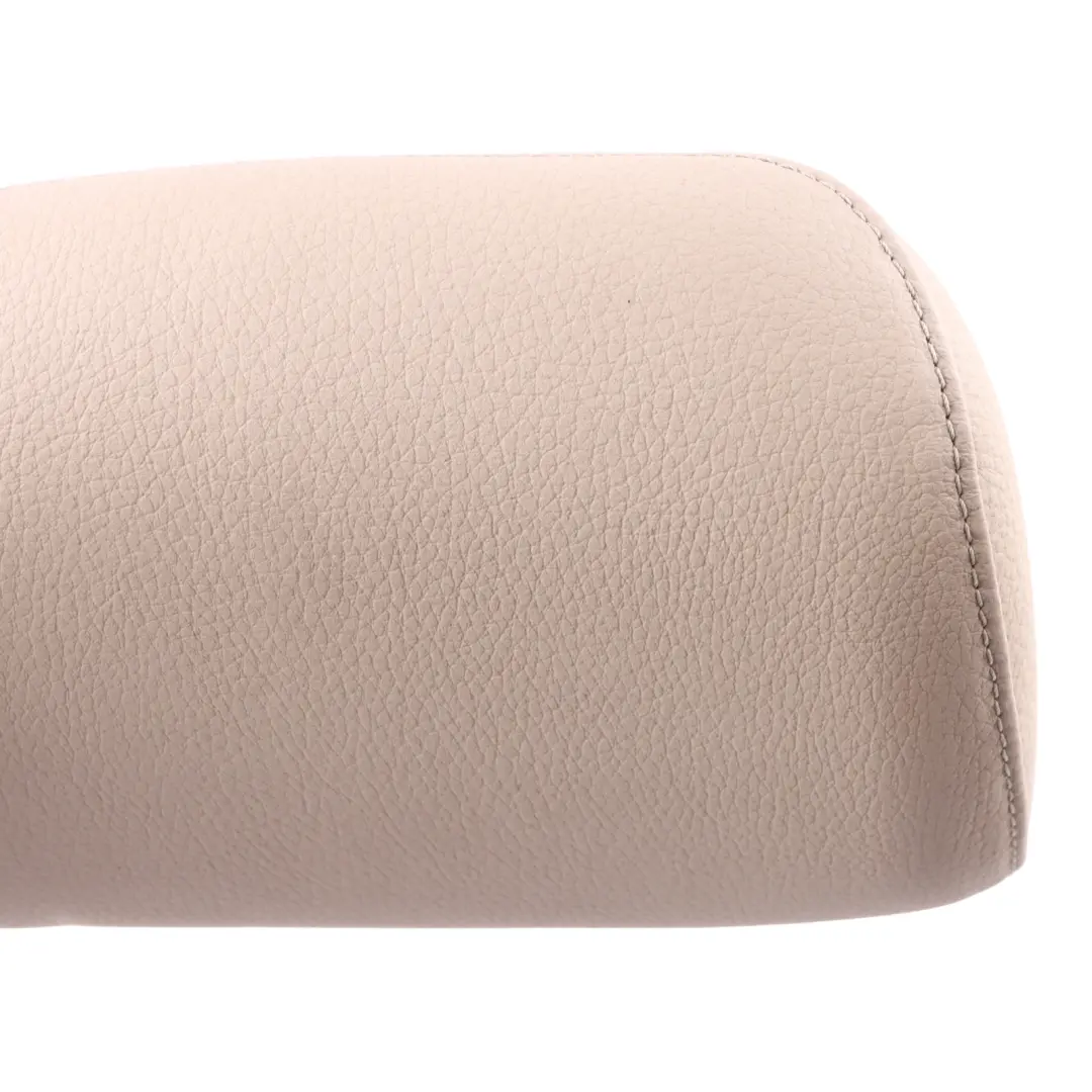 Asiento Trasero Reposacabezas Reposacabezas cuero Boston Oyster para BMW E88 con número de pieza 7295059 BMW E88 Asiento Trasero Reposacabezas Reposacabezas cuero Boston Oyster - SKU 7295059 - Número de pieza 7295059
