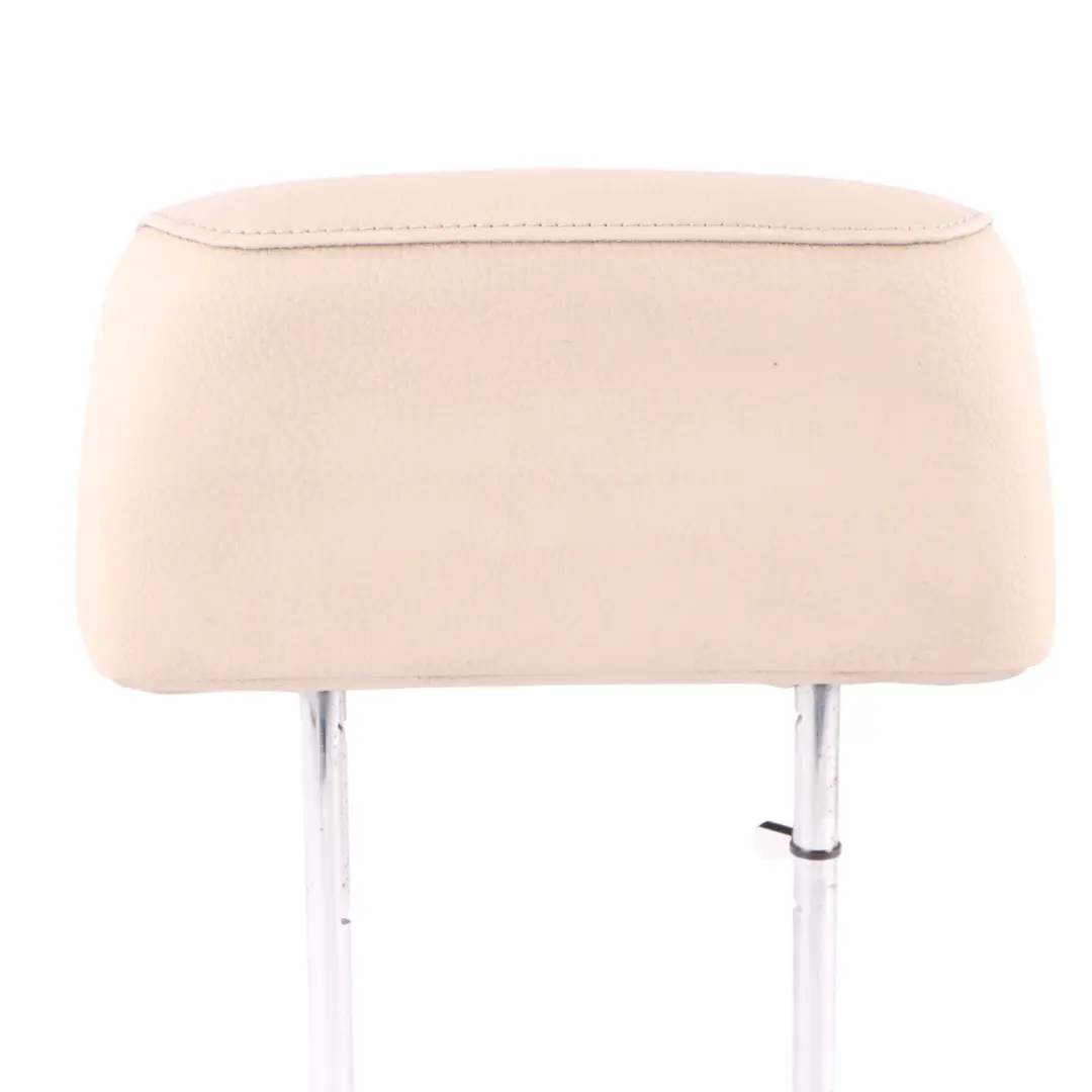 Zagłówek Siedzenia Tył Tylny Skóra Boston Oyster do BMW E88 o numerze 7295059 BMW E88 Zagłówek Siedzenia Tył Tylny Skóra Boston Oyster - SKU 7295059 - Numer Części 7295059