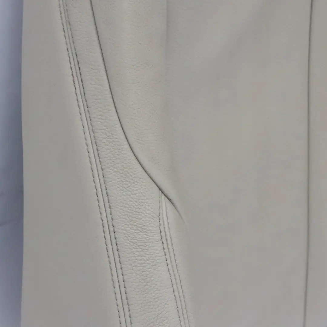 Sedile Anteriore Sportivo Sinistro Schienale Interno Pelle Dakota Oyster per BMW F20 con numero di parte 7295141 BMW F20 Sedile Anteriore Sportivo Sinistro Schienale Interno Pelle Dakota Oyster - SKU 7295141 - Numero di parte 7295141