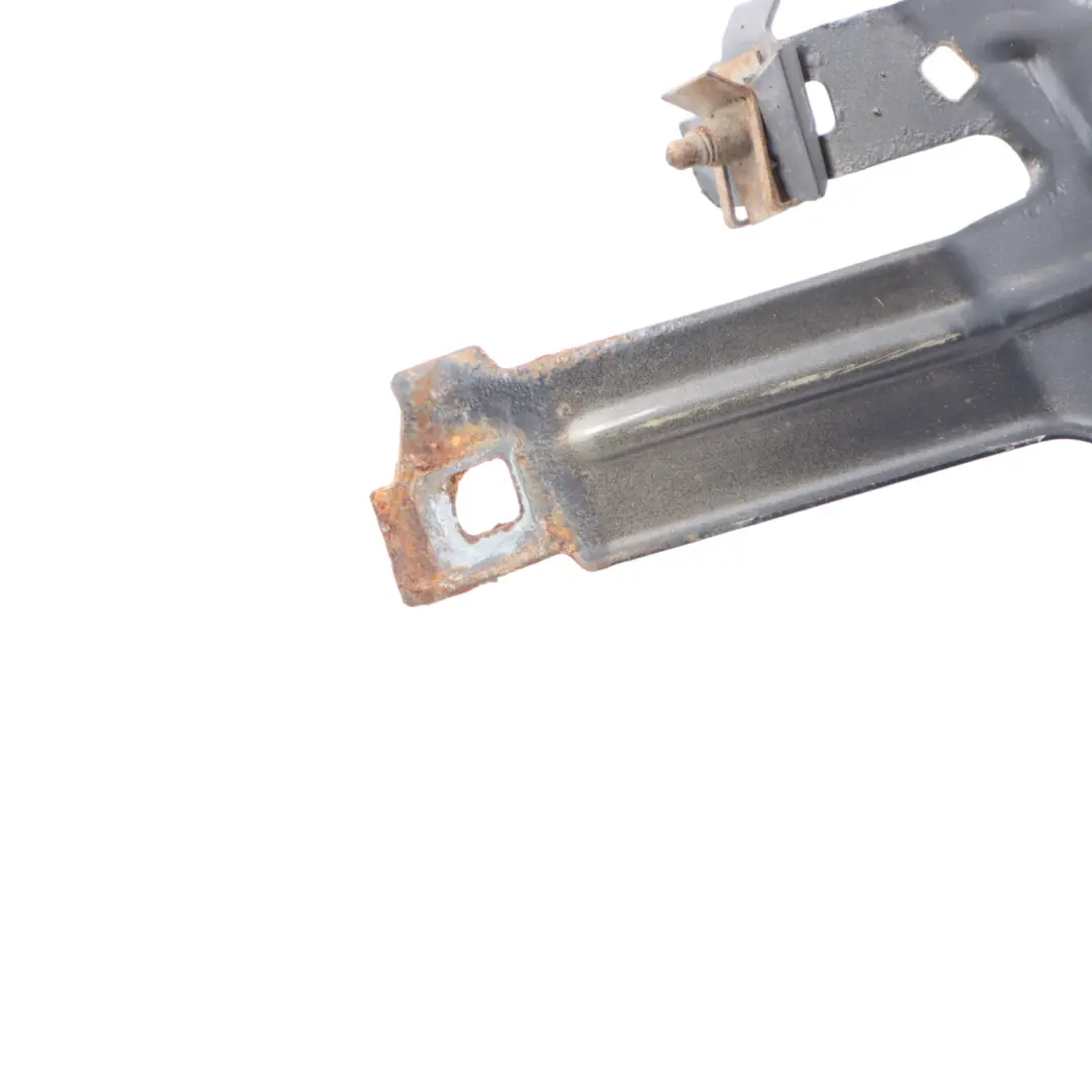 Support de montage pour garde boue avant gauche gris minéral B39 pour BMW F30 à propos du numéro de pièce 7298037 BMW F30 Support de montage pour garde boue avant gauche gris minéral B39 - SKU 7298037-MG - Numéro de pièce 7298037