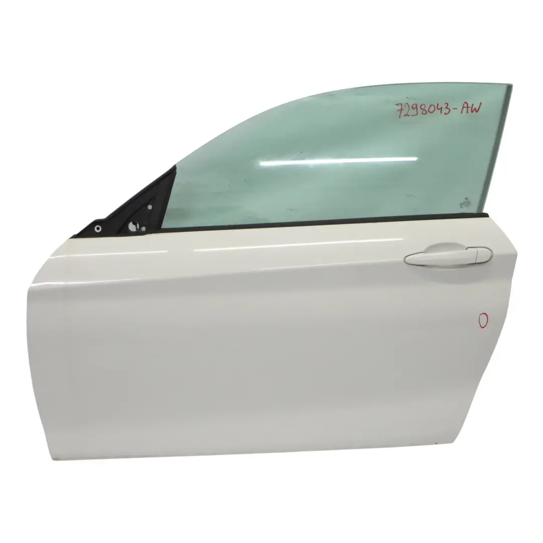 Porta Anteriore Sinistra Alpin Bianco Alpinweiss 3 - 300 per BMW F21 F22 F23 con numero di parte 7298043 BMW F21 F22 F23 Porta Anteriore Sinistra Alpin Bianco Alpinweiss 3 - 300 - SKU 7298043-AW - Numero di parte 7298043