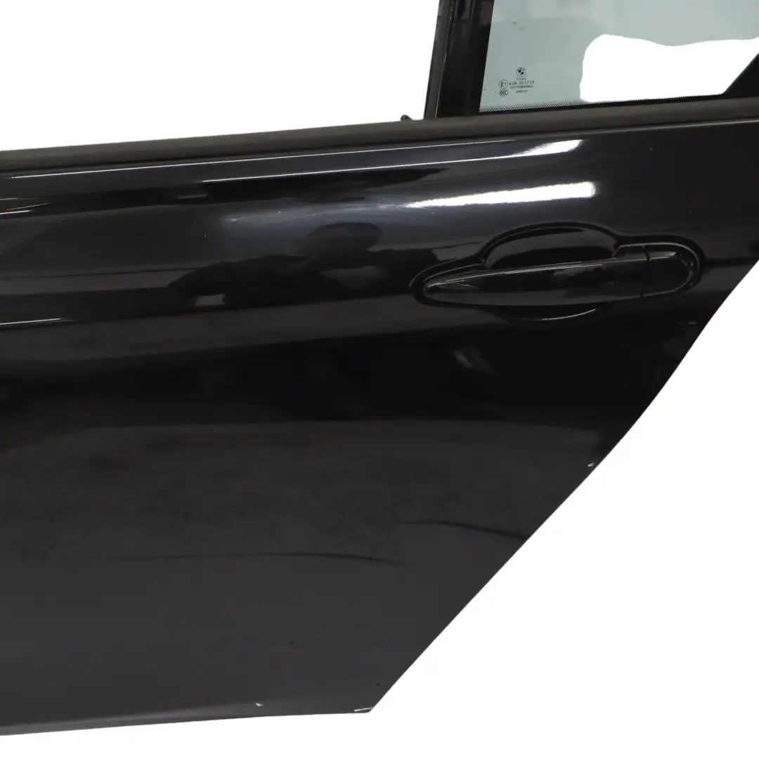 arrière gauche Schwarz 2 Black - 668 pour BMW F30 Saloon Porte à propos du numéro de pièce 7298513 BMW F30 Saloon Porte arrière gauche Schwarz 2 Black - 668 - SKU 7298513-SCH - Numéro de pièce 7298513