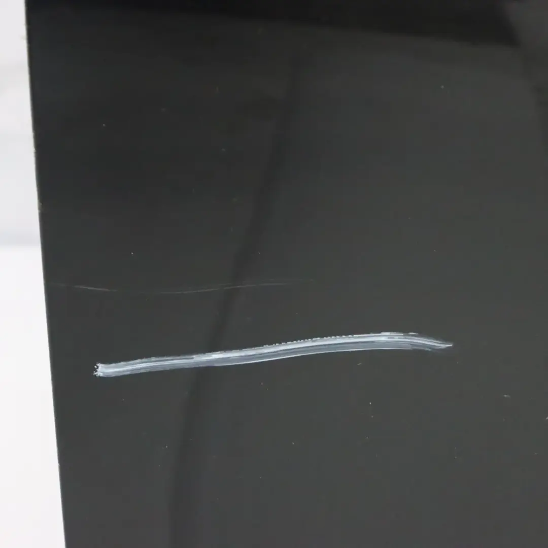 Drzwi Lewe Przednie Czarne Schwarz 2 Czarne - 668 do BMW F30 o numerze 7298565 BMW F30 Drzwi Lewe Przednie Czarne Schwarz 2 Czarne - 668 - SKU 7298565-SCH1 - Numer Części 7298565