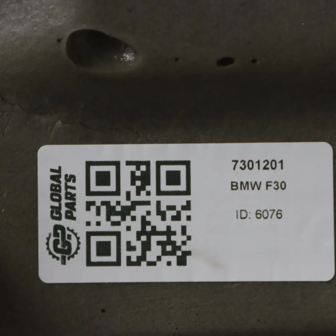 Listwa Boczna Tylnego Lewego Fotela Materiał Czarny do BMW G30 o numerze 7301201 BMW G30 Listwa Boczna Tylnego Lewego Fotela Materiał Czarny - SKU 7301201 - Numer Części 7301201