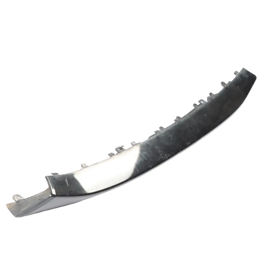 BMW X1 E84 Pare chocs avant moulage prise d'air centrale Sport Line - SKU 7303765 - Numéro de pièce 7303765