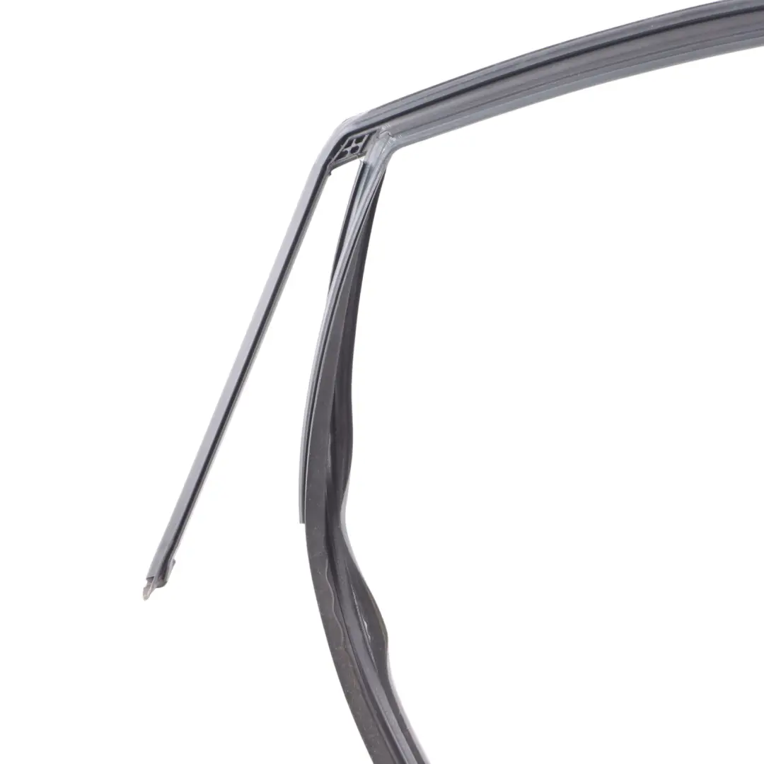 Guide Cadre Fenêtre Avant Joint Caoutchouc Droite pour BMW F46 à propos du numéro de pièce 7326168 BMW F46 Guide Cadre Fenêtre Avant Joint Caoutchouc Droite - SKU 7326168 - Numéro de pièce 7326168