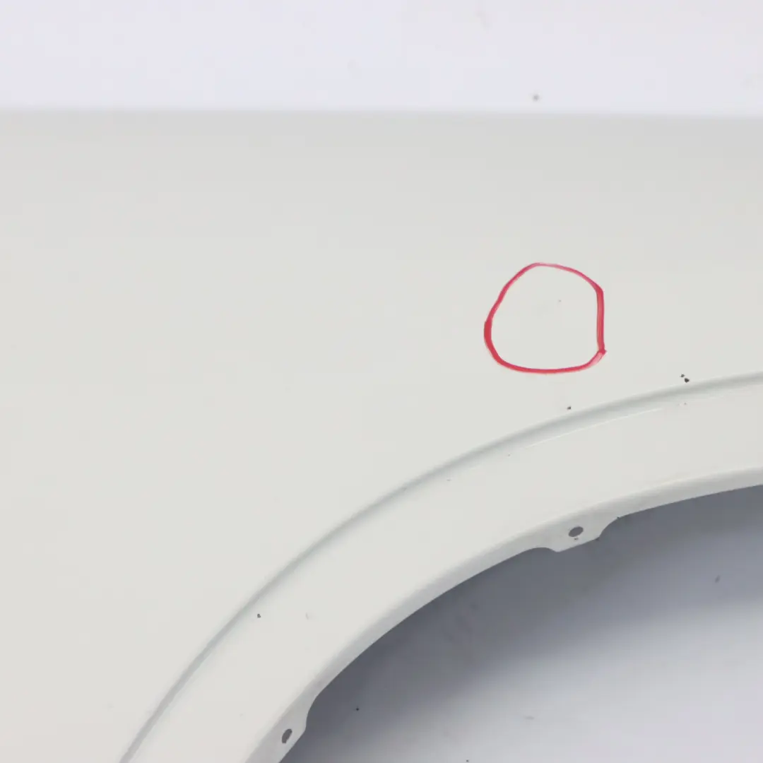 Panel lateral BMW X1 E84 Guardabarros delantero derecho Mineralweiss - A96 para con número de pieza 7332424 Panel lateral BMW X1 E84 Guardabarros delantero derecho Mineralweiss - A96 - SKU 7332424-MW - Número de pieza 7332424