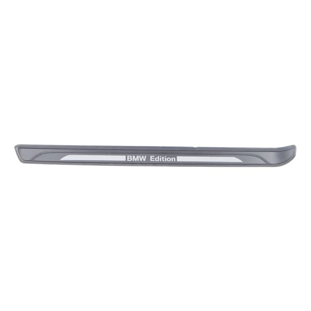 Plaque de seuil avant gauche Trim pour BMW E88 Sport à propos du numéro de pièce 7335113 BMW E88 Sport Plaque de seuil avant gauche Trim - SKU 7335113 - Numéro de pièce 7335113