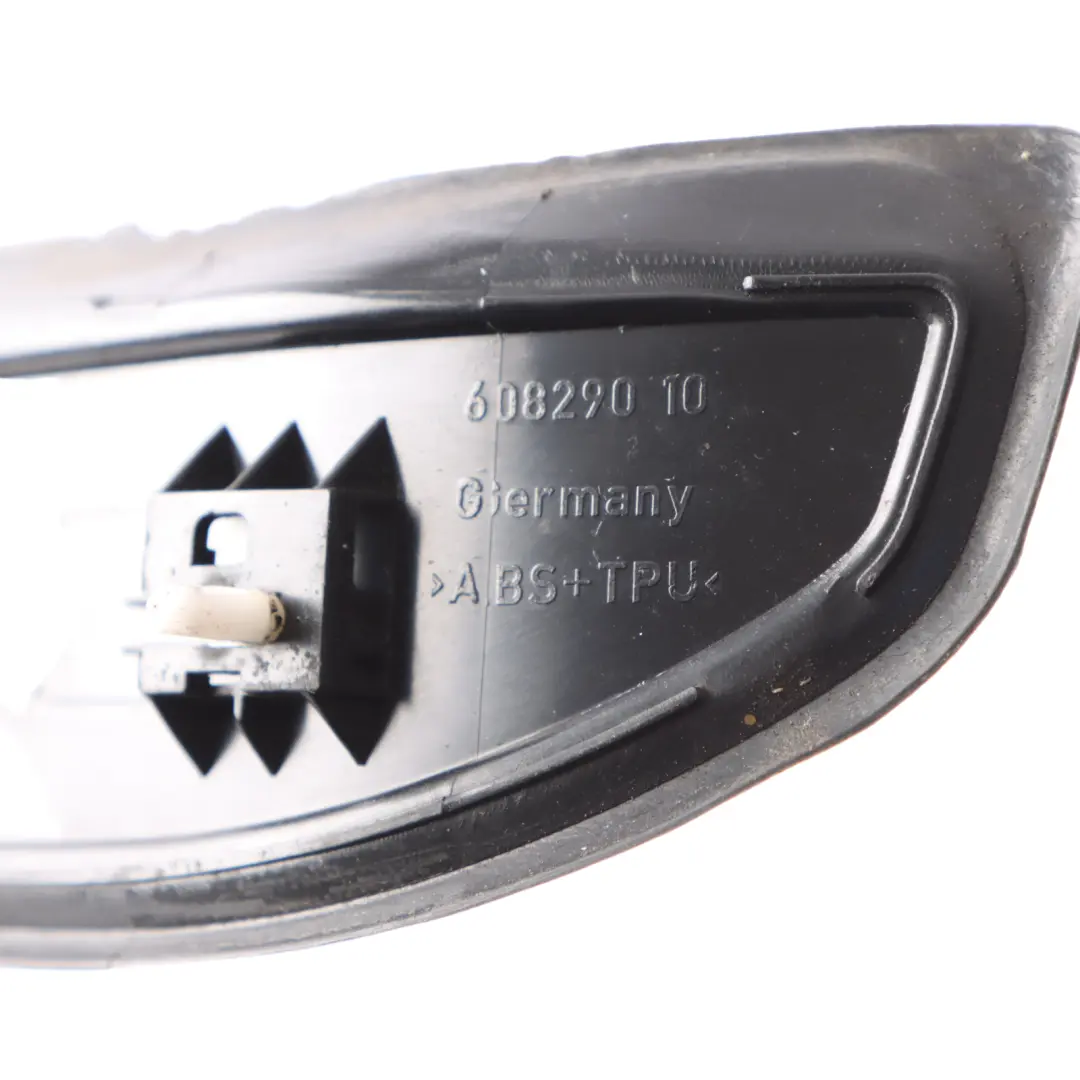 BMW E88 Sport Tapa la puerta entrada Sill Strip Delantero Derecho Trim - SKU 7335114 - Número de pieza 7335114
