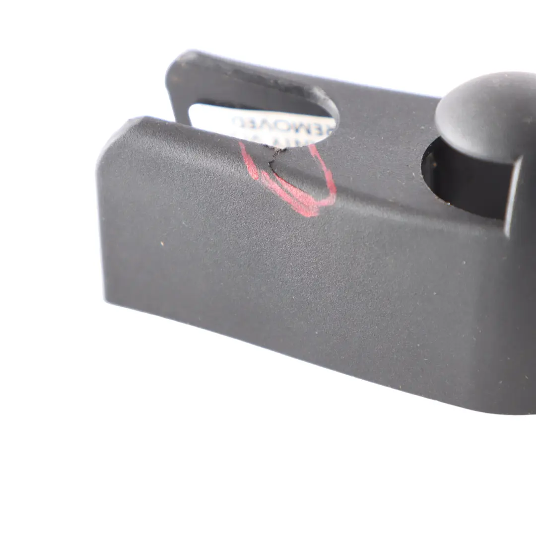 Windscreen Cap Wiper Arm Cover Trim Rear Black to BMW E81 E87 with Part number 7347624 BMW E81 E87 Windscreen Cap Wiper Arm Cover Trim Rear Black - SKU 7347624 - Part number 7347624