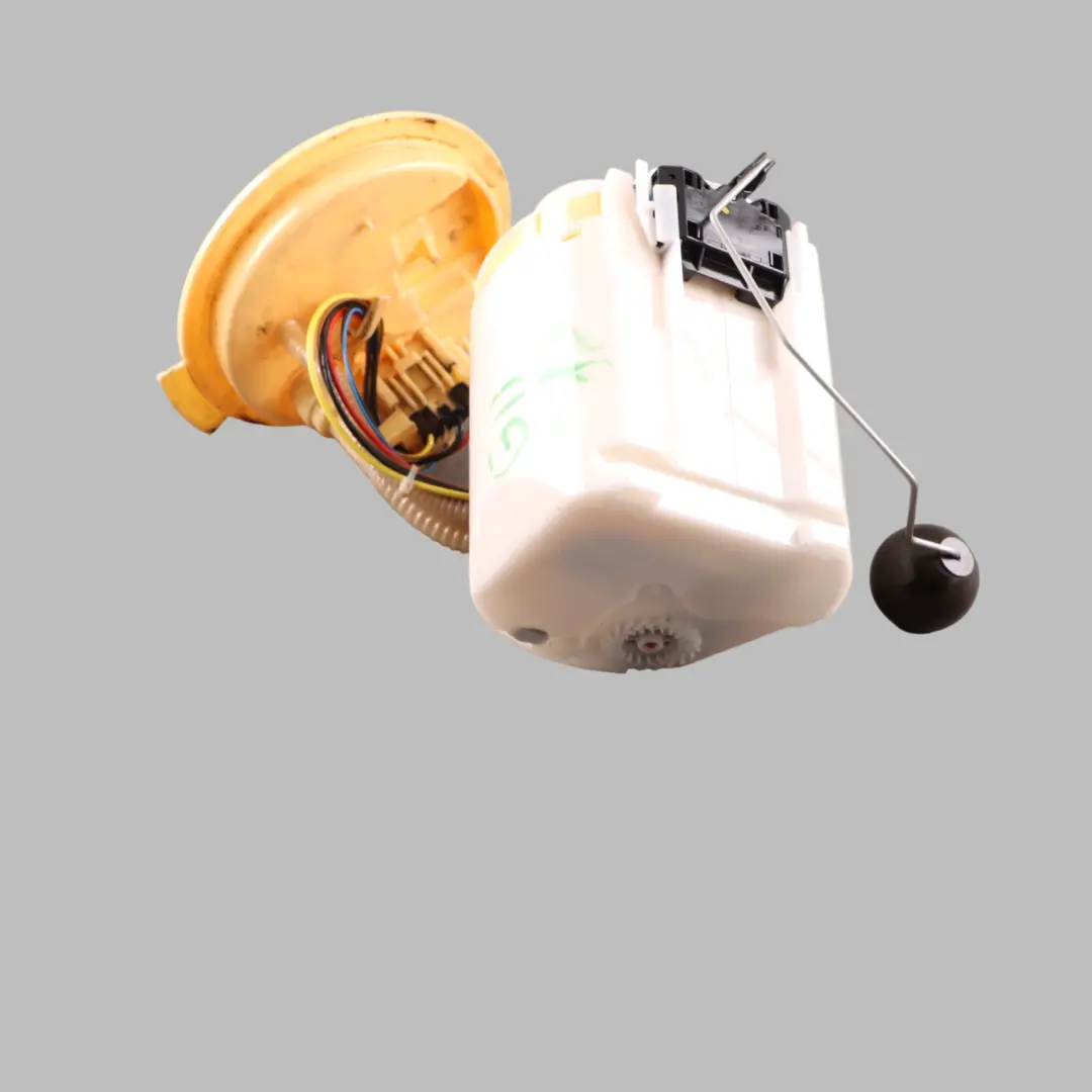 Pump Diesel BMW G11 G12 B47 B57 Diesel Sender Unit to Fuel Tank with Part number 7411798 Fuel Tank Pump Diesel BMW G11 G12 B47 B57 Diesel Sender Unit - SKU 7467716 - Part number 7411798