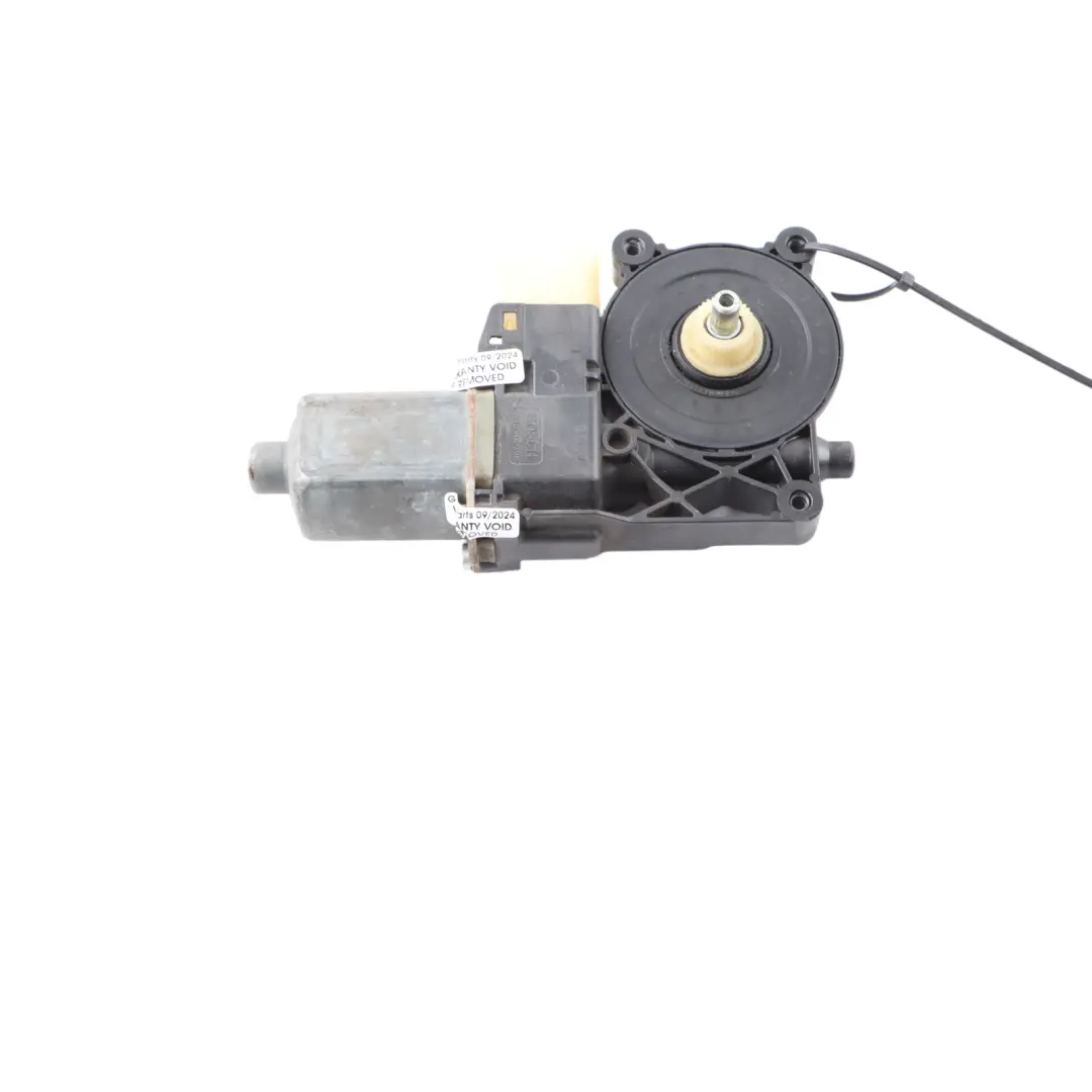 Window Lifter Motor Front Right O/S Regulator Drive Actuator to Mini F60 with Part number 7413050 Mini F60 Window Lifter Motor Front Right O/S Regulator Drive Actuator - SKU 7413050 - Part number 7413050