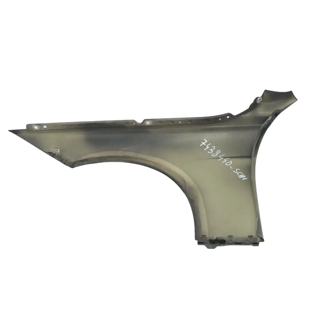 Pannello Parafango Laterale Anteriore Destro Schwarz 2 Nero - 668 per BMW F30 F31 con numero di parte 7438440 BMW F30 F31 Pannello Parafango Laterale Anteriore Destro Schwarz 2 Nero - 668 - SKU 7438440-SCH1 - Numero di parte 7438440