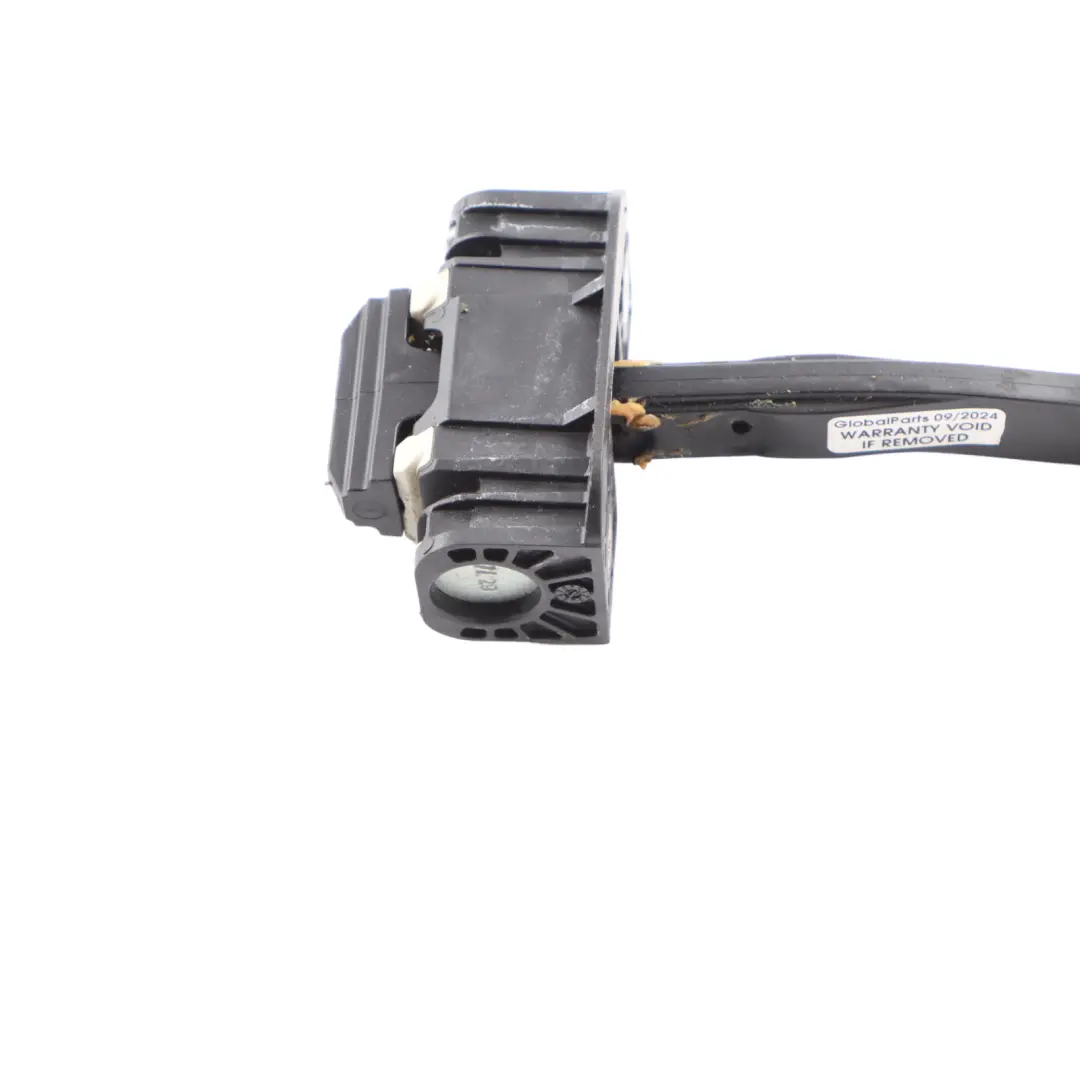 Front Door Brake Right O/S Hingle Limiter Check Strap Stop to BMW F36 with Part number 7446726 BMW F36 Front Door Brake Right O/S Hingle Limiter Check Strap Stop - SKU 7446726 - Part number 7446726