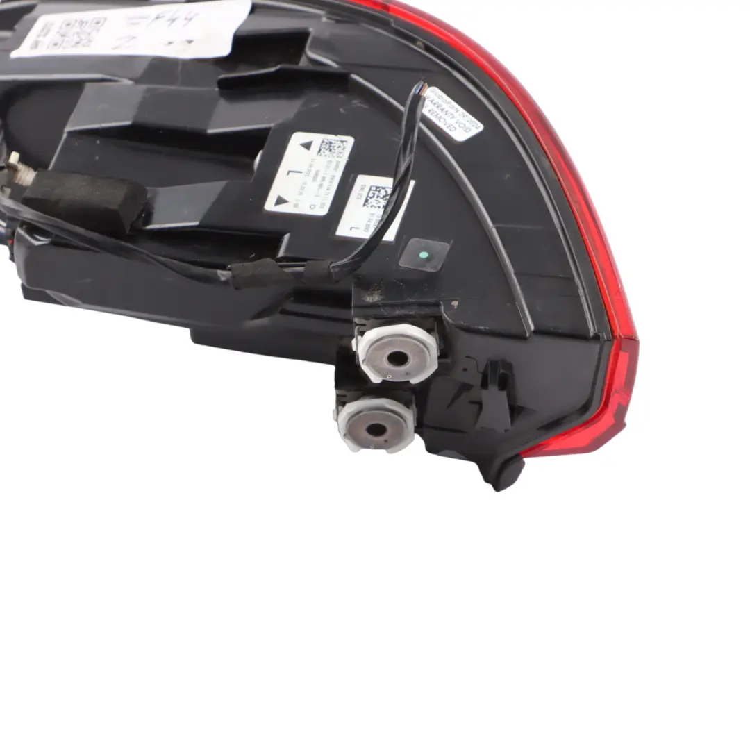 Feu arrière gauche Outer LED pour BMW F44 à propos du numéro de pièce 7465465 BMW F44 Feu arrière gauche Outer LED - SKU 7465465 - Numéro de pièce 7465465